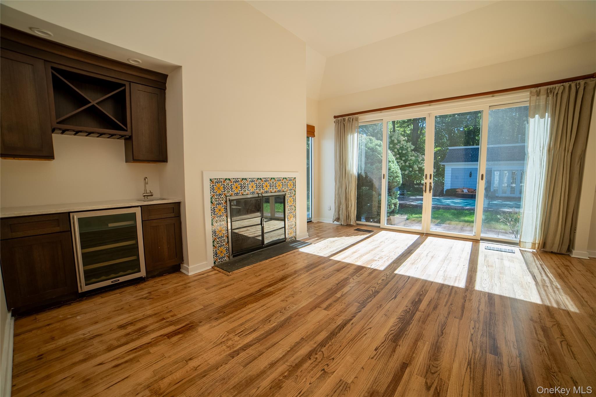 #7 photo, 704 Short Beach Road, Nissequogue , NY 11780