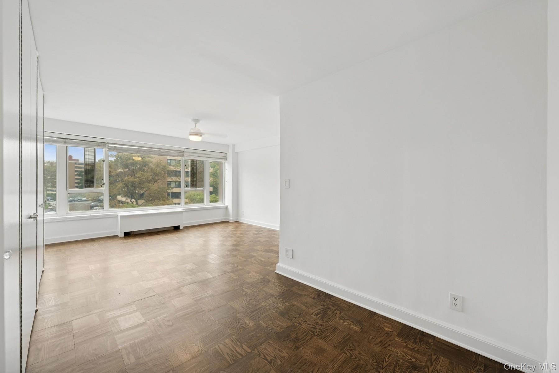 #13 photo, 166-25 Powells Cove Boulevard, Beechhurst , NY 11357