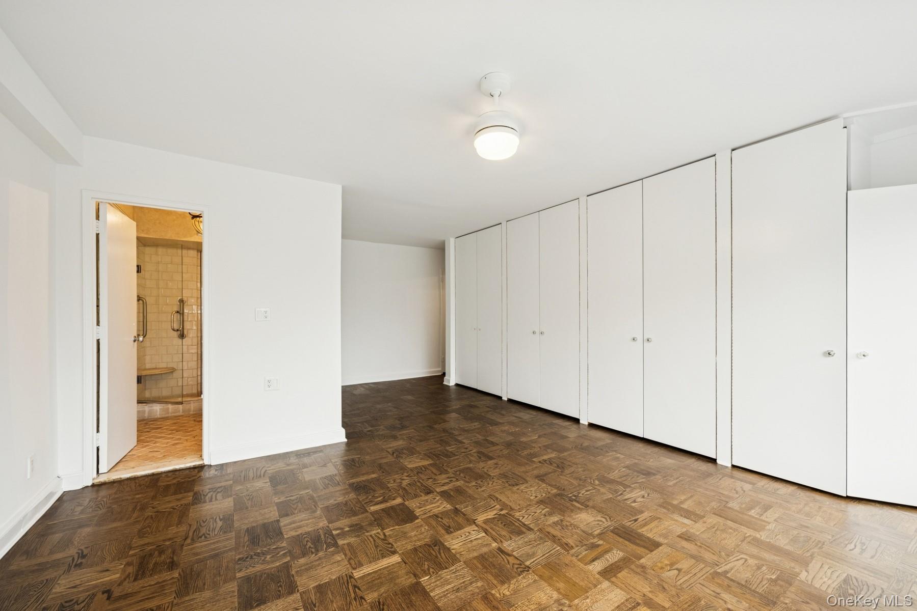 #16 photo, 166-25 Powells Cove Boulevard, Beechhurst , NY 11357