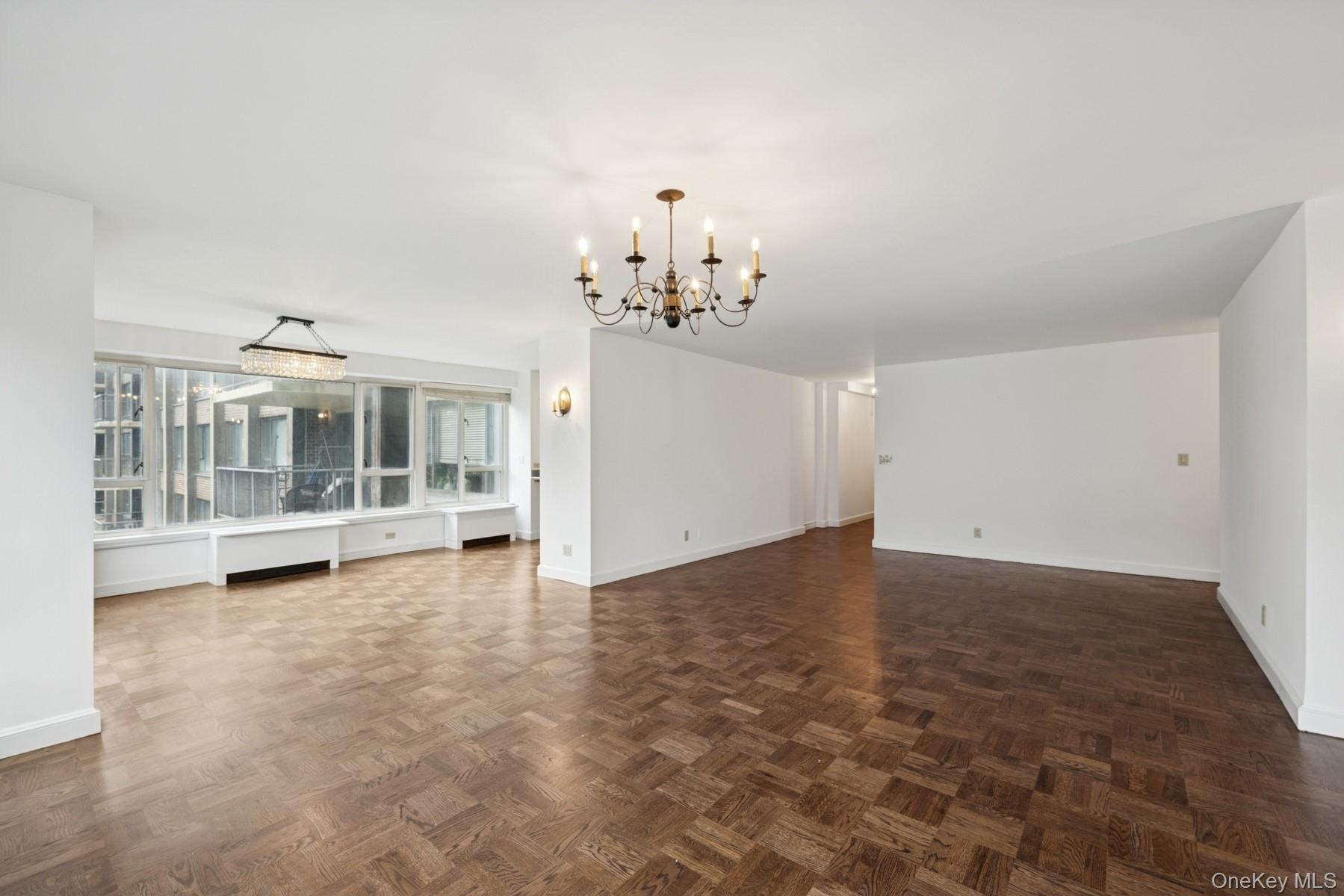 #7 photo, 166-25 Powells Cove Boulevard, Beechhurst , NY 11357