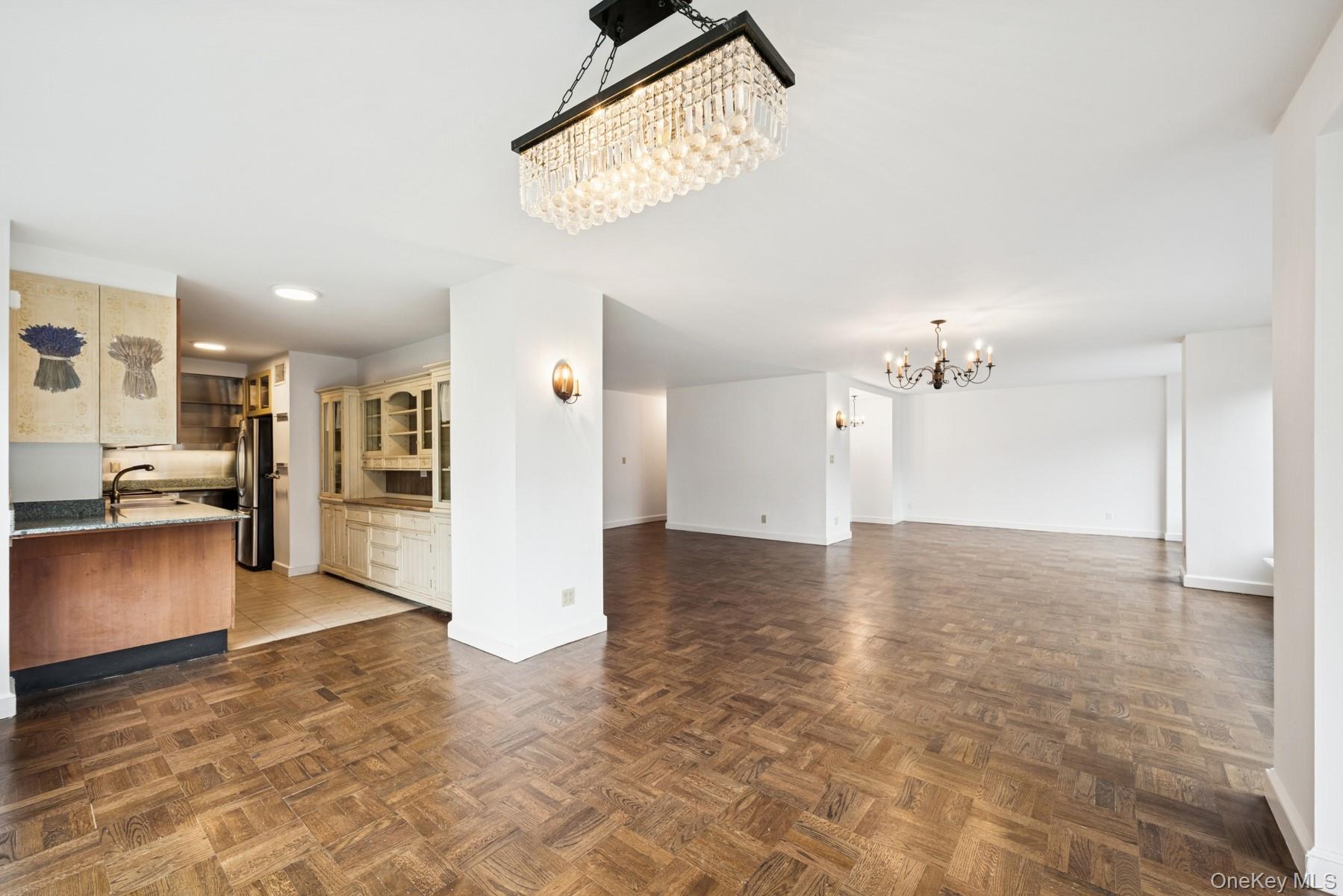 #9 photo, 166-25 Powells Cove Boulevard, Beechhurst , NY 11357