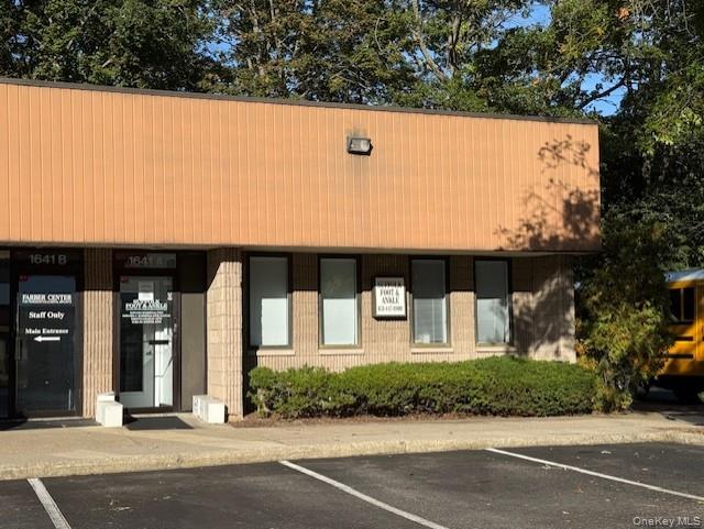 #1 photo, 1641 Medford Avenue, サフォーク郡 Medford , NY 11763