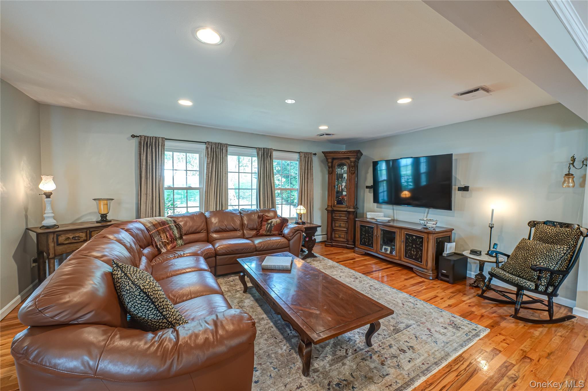 #11 photo, 62 Wichard Boulevard, Commack , NY 11725