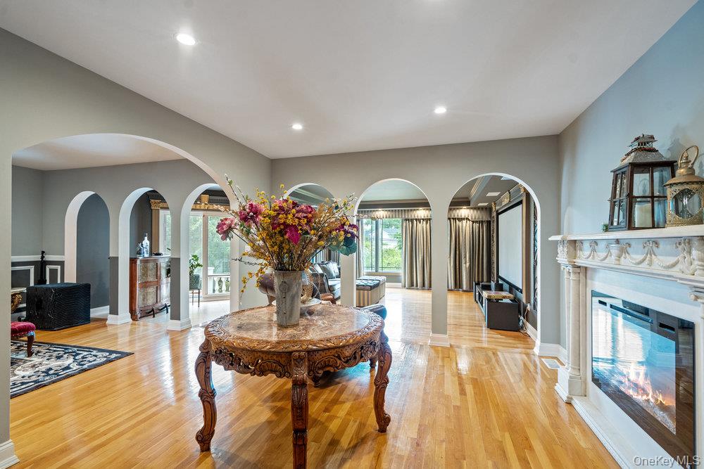 #14 photo, 57 Southgate Road, ナッソー郡 Valley Stream , NY 11581