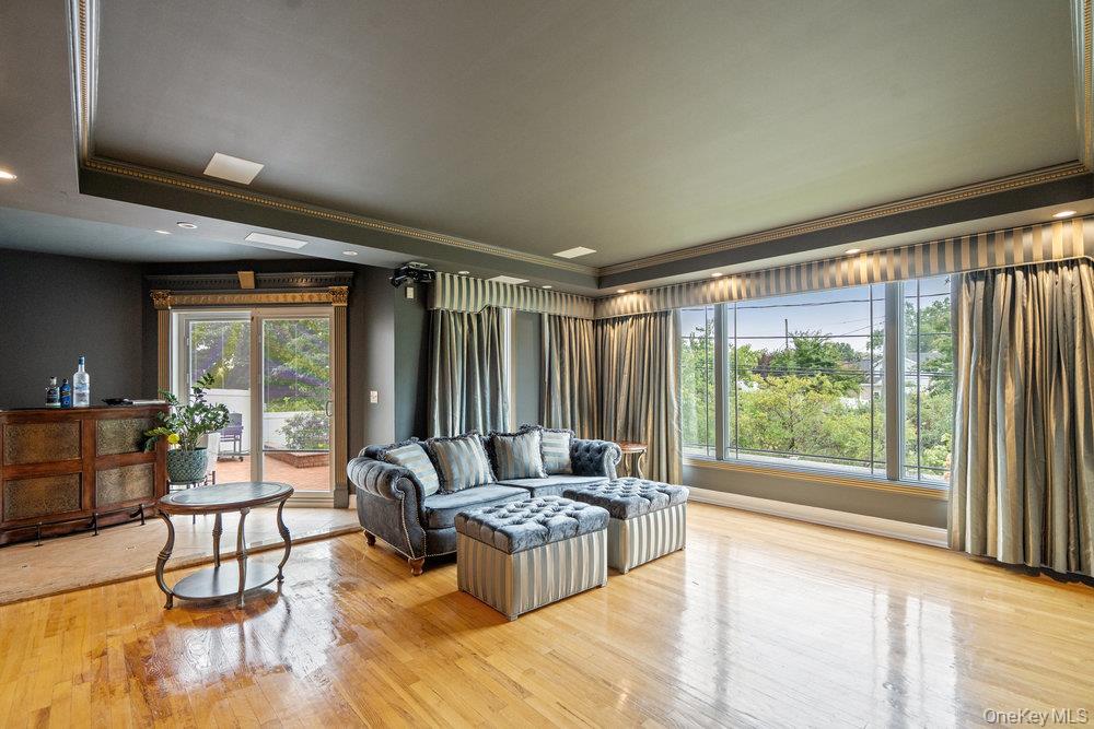 #17 photo, 57 Southgate Road, ナッソー郡 Valley Stream , NY 11581