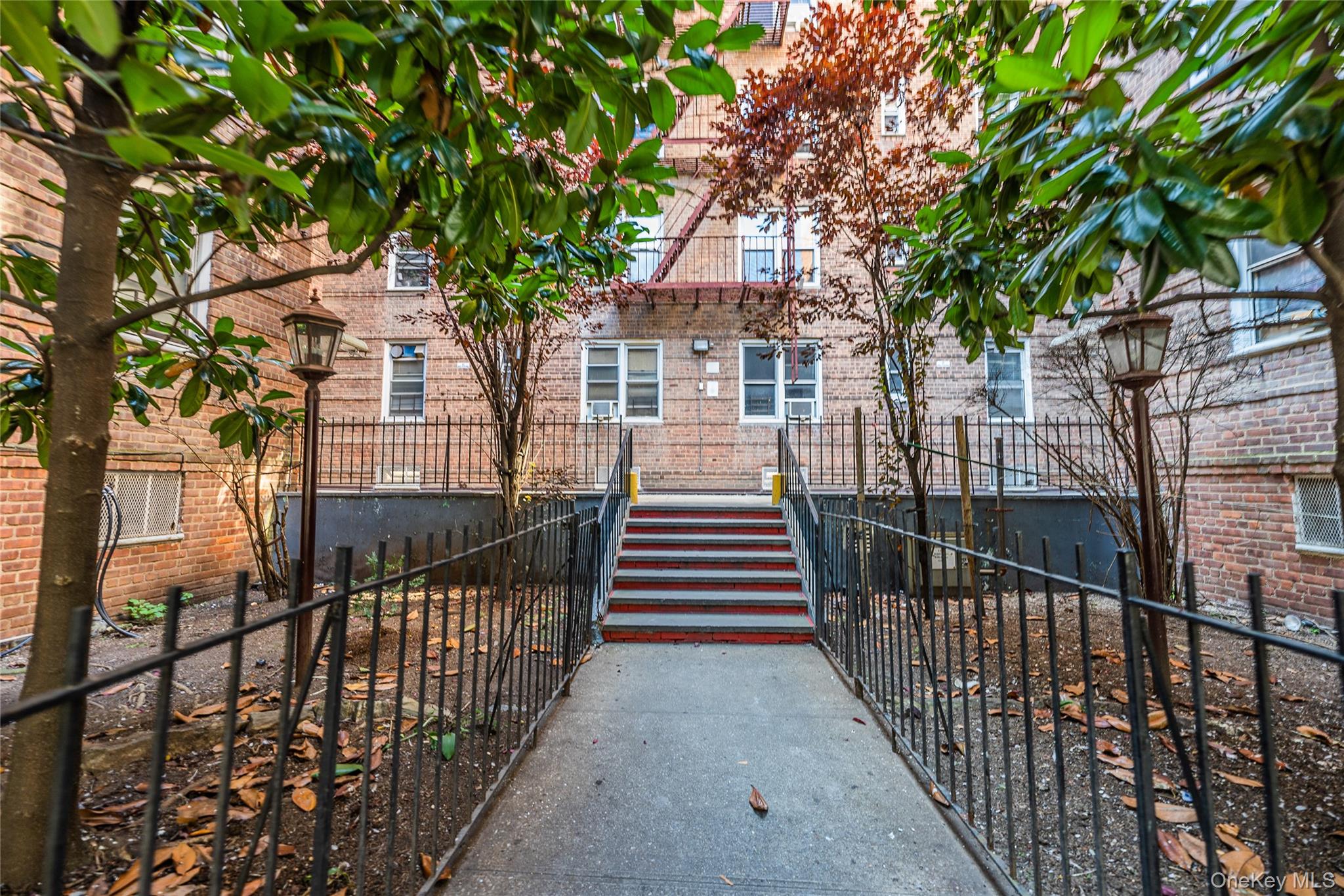 #9 photo, 134 39 Blossom Ave, クイーンズ区 Flushing , NY 11355