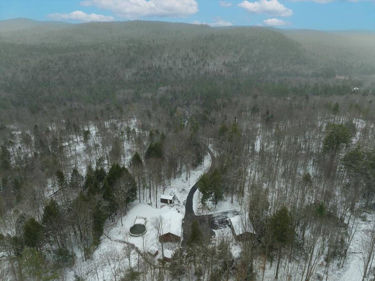 #45 photo, 465 Barlow Rd, Gloversville , NY 12078