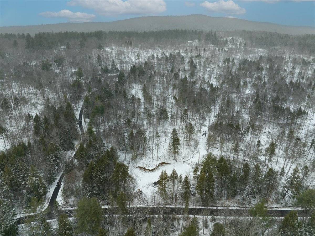 #46 photo, 465 Barlow Rd, Gloversville , NY 12078