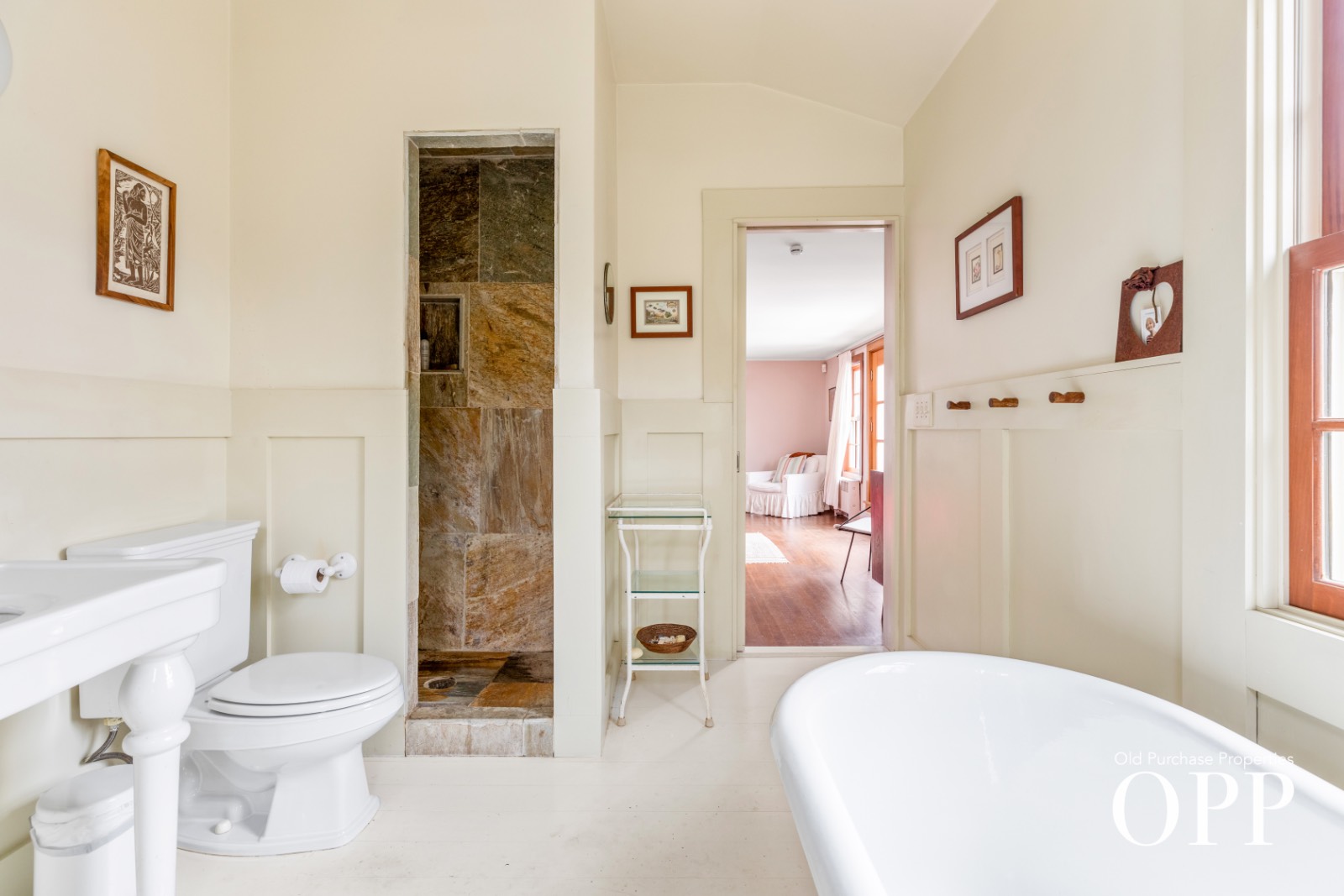 #33 photo, 334 BEAVER DAM ROAD, BROOKHAVEN HAMLET , NY 11719