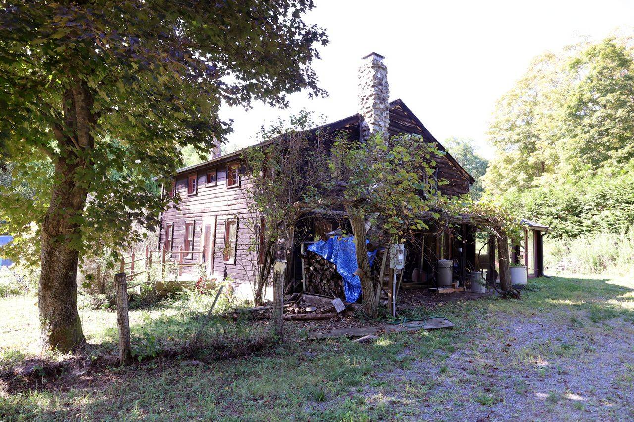 #8 photo, 1699 Route 199, Stanfordville , NY 12581