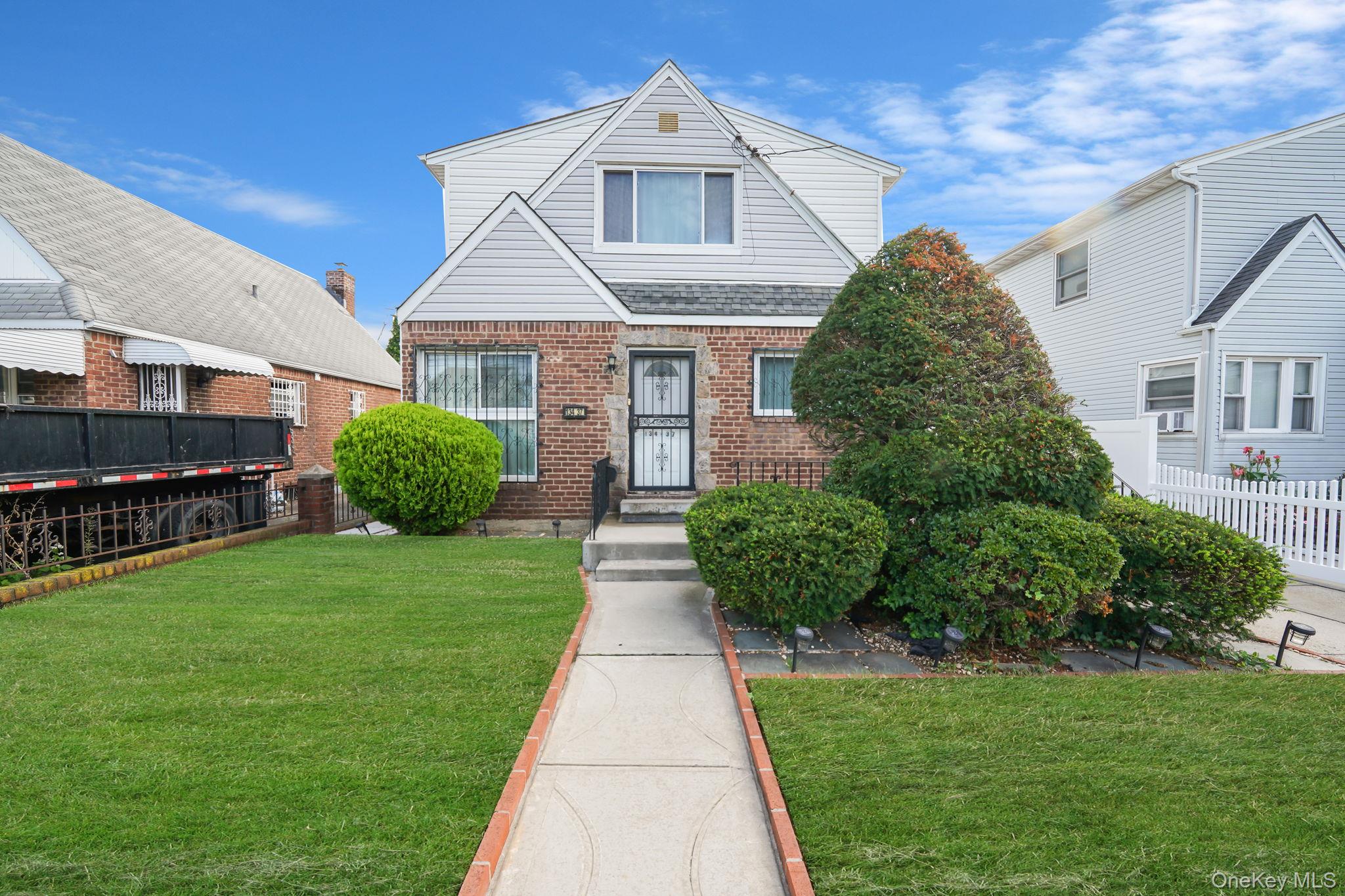 #1 photo, 13437 157th Street, जमैका Jamaica , NY 11434