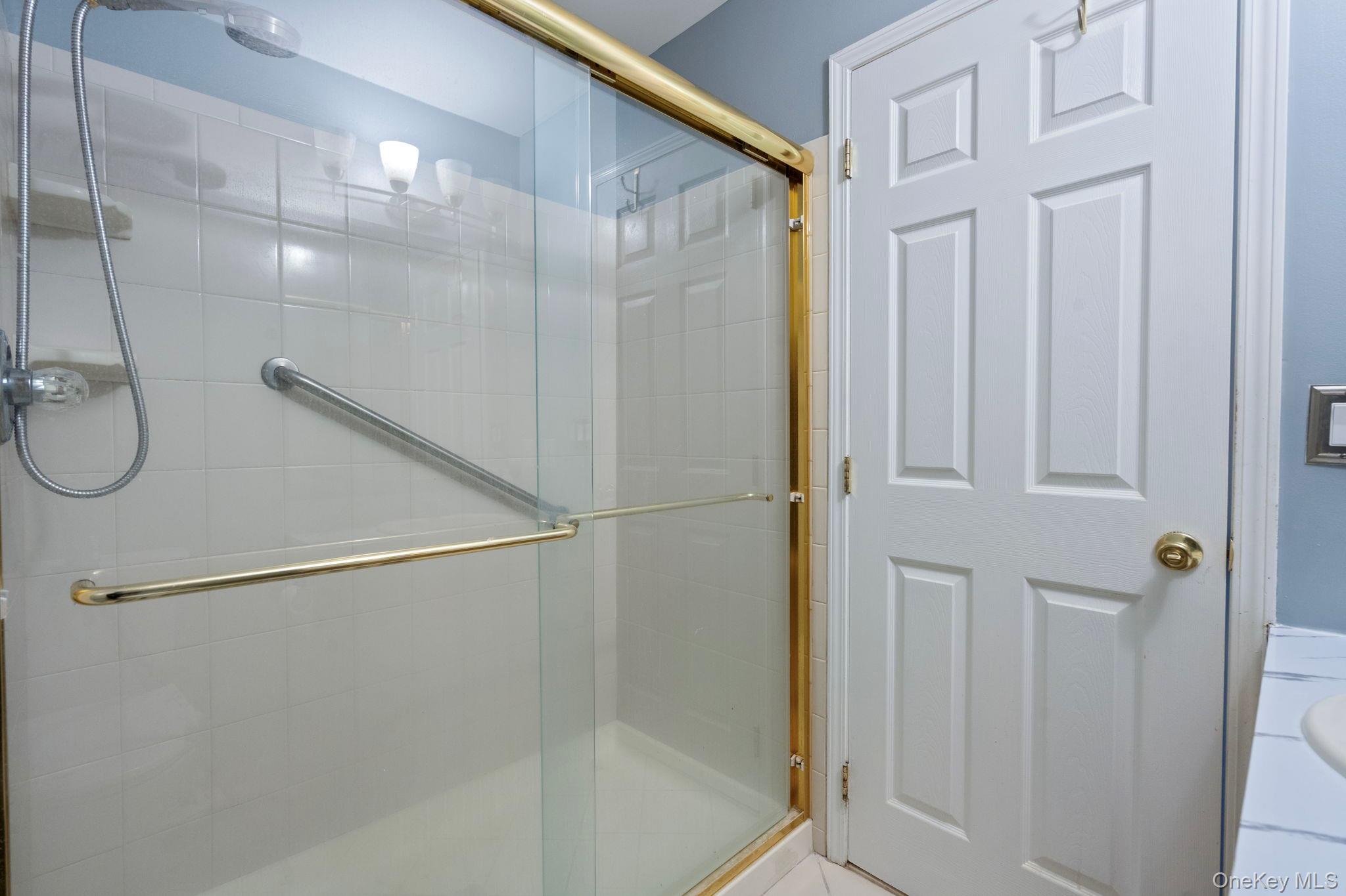 #16 photo, 10 Gettysburg Drive, サフォーク郡 Port Jefferson Station , NY 11776