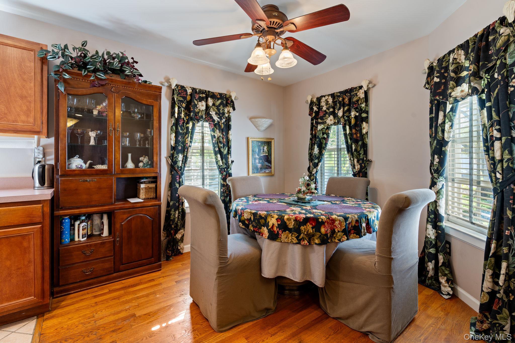 #3 photo, 10 Gettysburg Drive, サフォーク郡 Port Jefferson Station , NY 11776