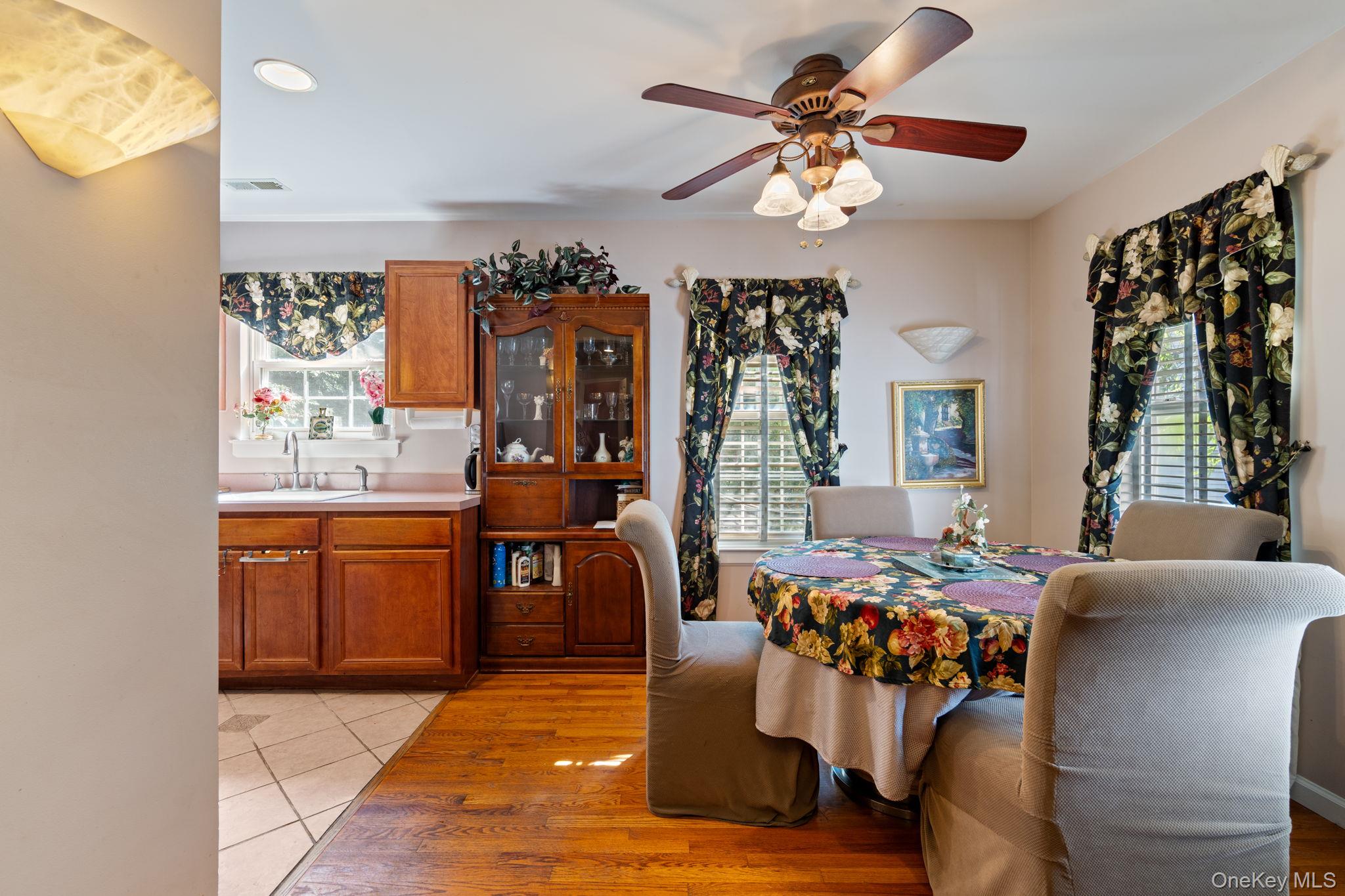 #4 photo, 10 Gettysburg Drive, サフォーク郡 Port Jefferson Station , NY 11776