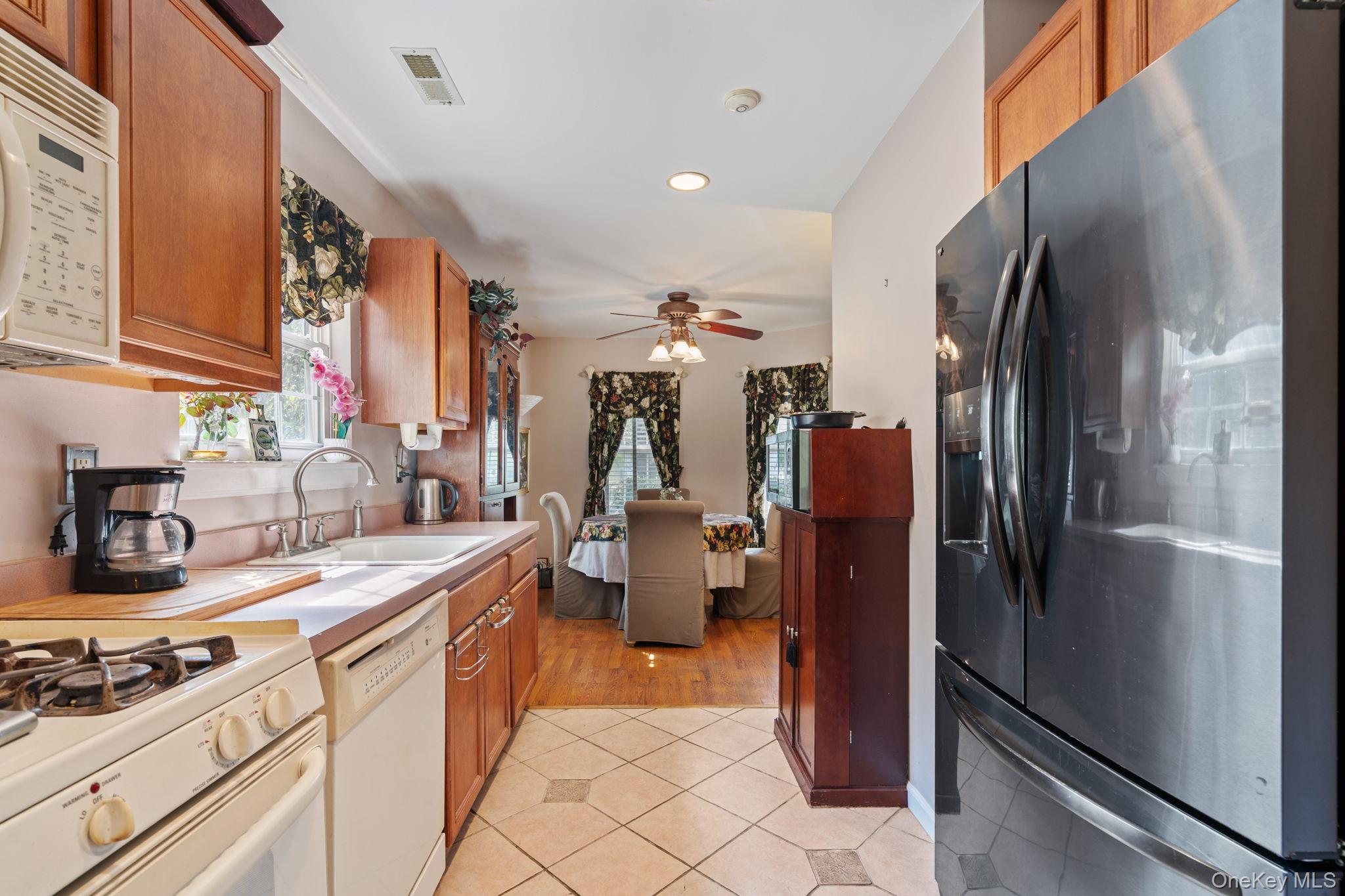 #6 photo, 10 Gettysburg Drive, サフォーク郡 Port Jefferson Station , NY 11776