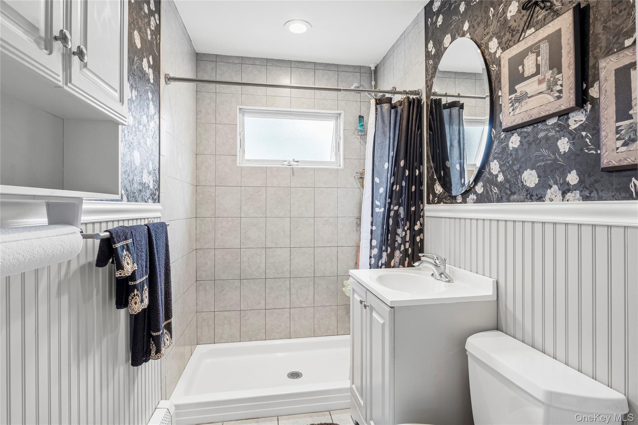 #13 photo, 45 Forge Lane, ナッソー郡 Levittown , NY 11756