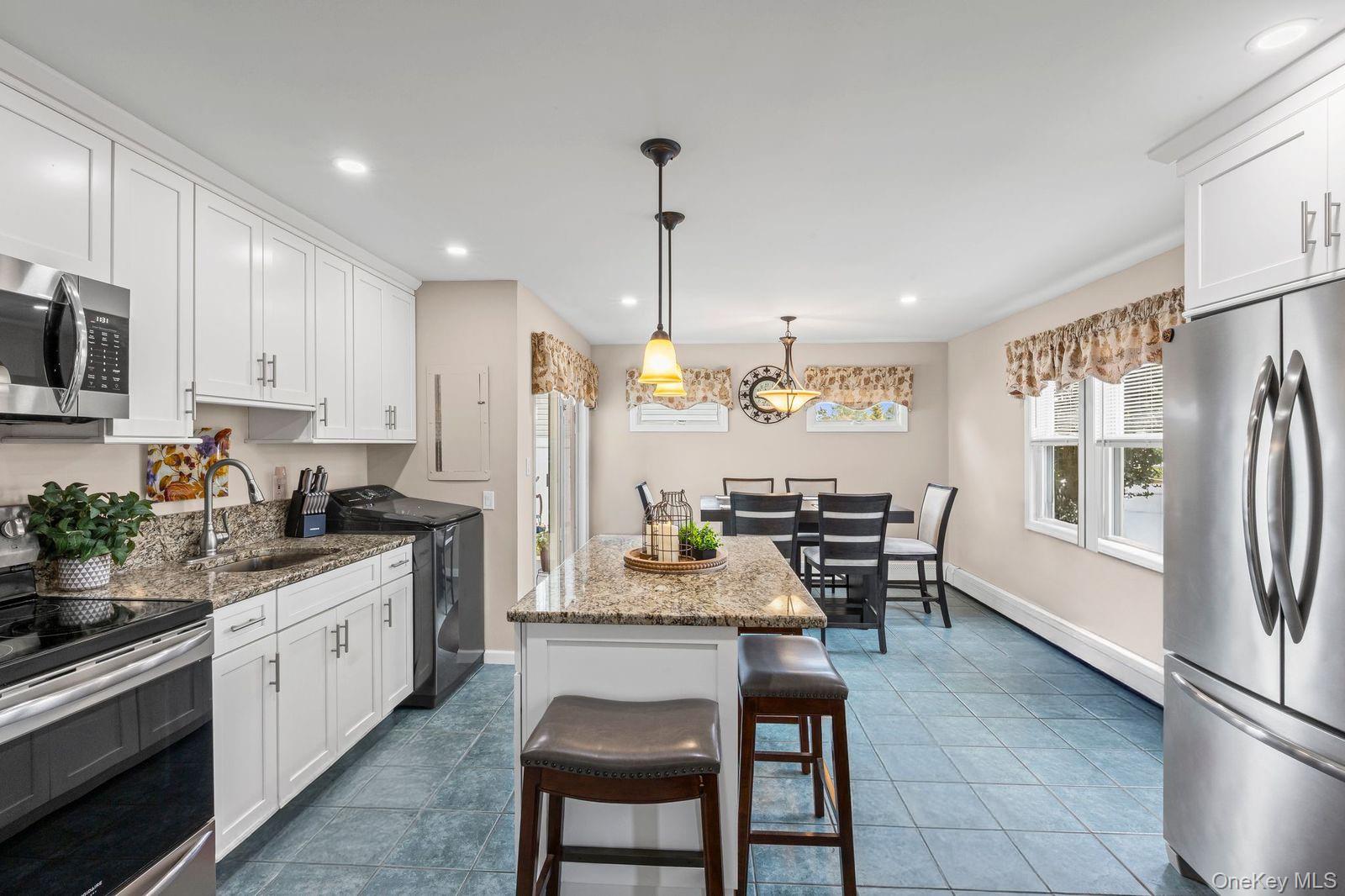 #9 photo, 45 Forge Lane, ナッソー郡 Levittown , NY 11756