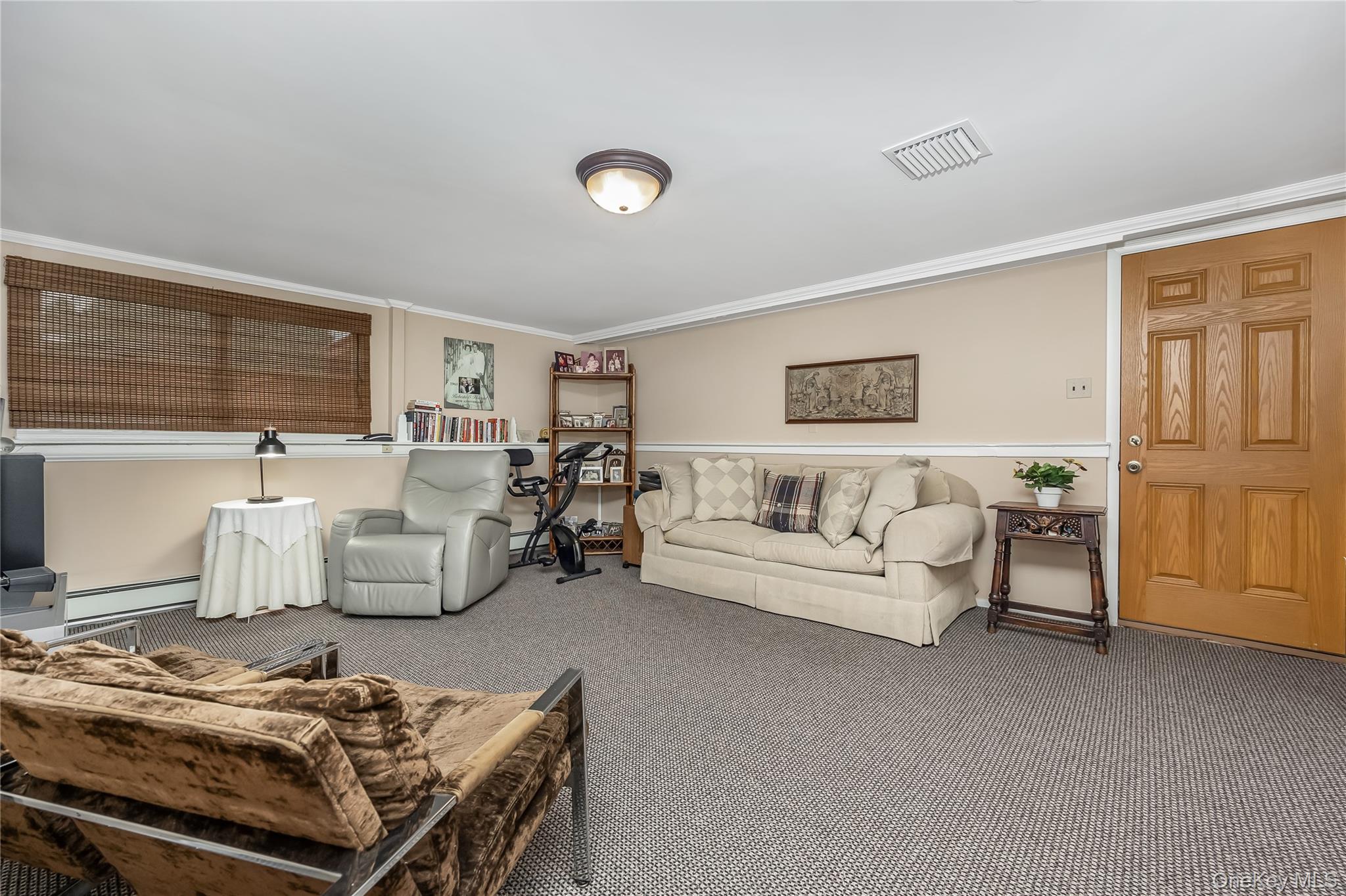 #19 photo, 70 Norman Lane, ナッソー郡 Levittown , NY 11756