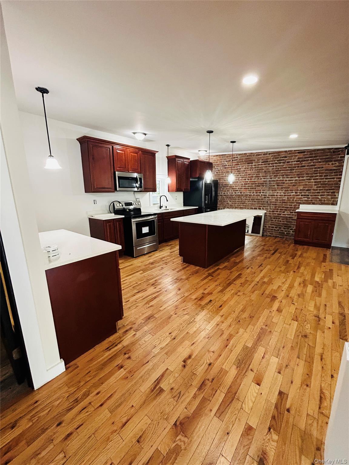 #6 photo, 29 City Terrace, Newburgh , NY 12550