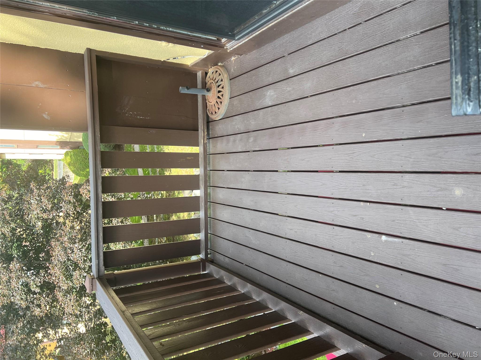 #15 photo, 2 Granada Crescent, White Plains , NY 10603