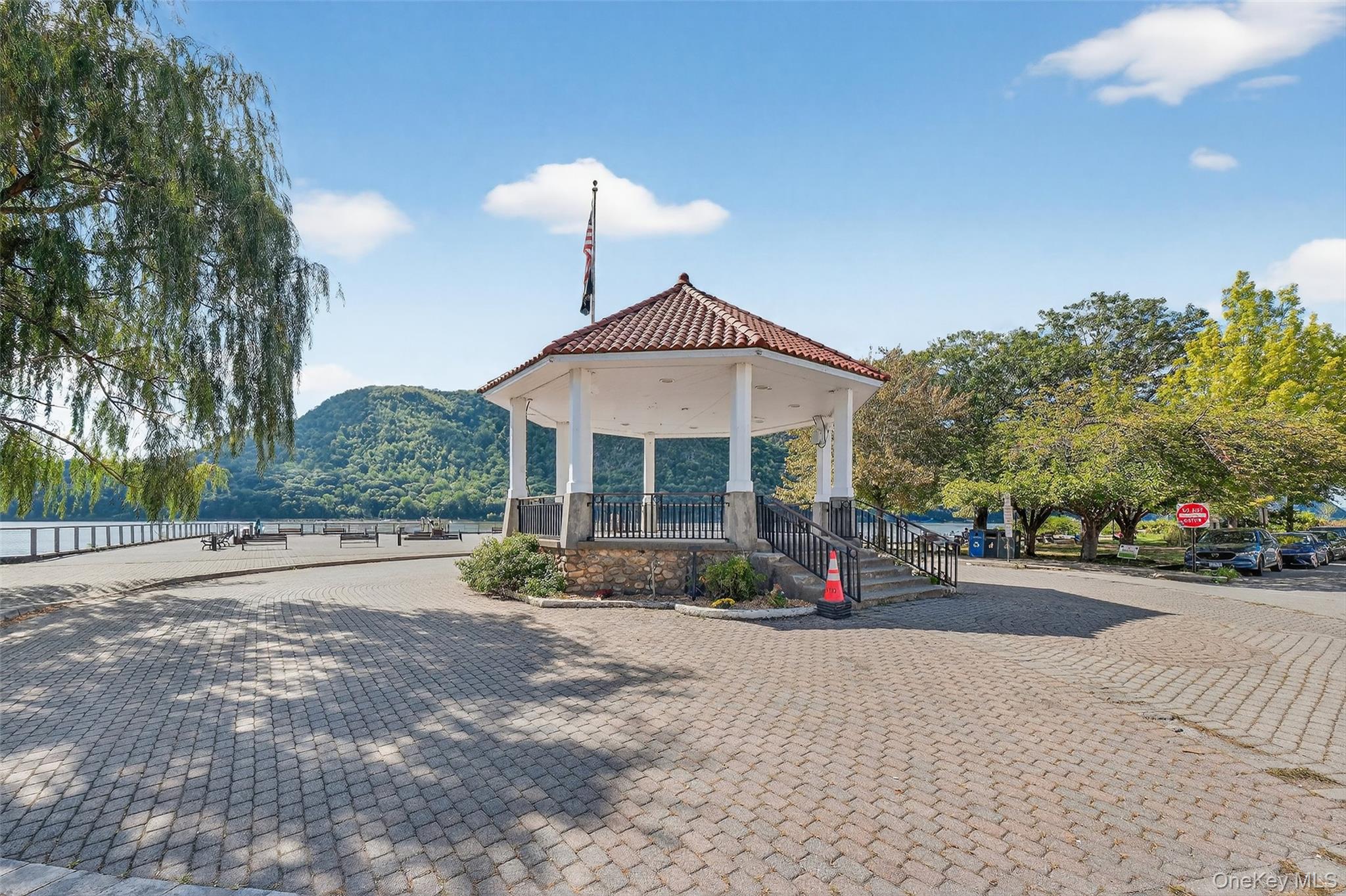 #19 photo, 5 Main Street, Cold Spring , NY 10516