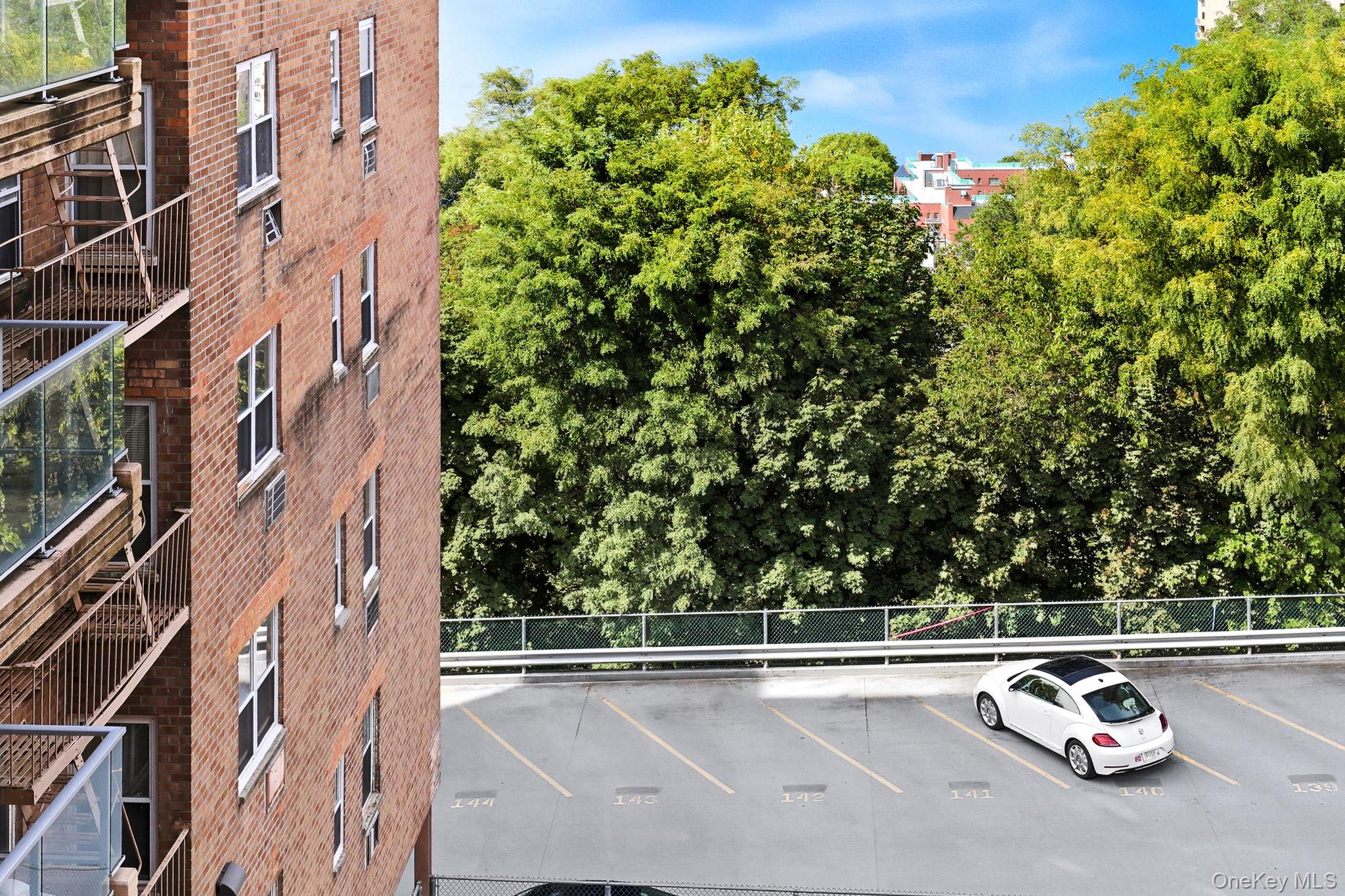 #15 photo, 377 N Broadway, Yonkers , NY 10701