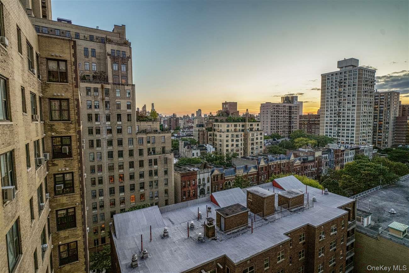 #2 photo, 320 Central Park West, マンハッタン New York (Manhattan) , NY 10025