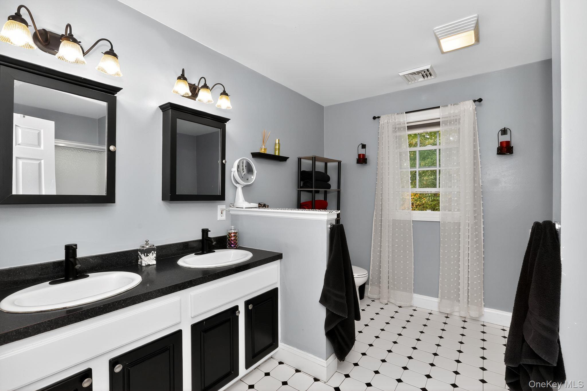 #20 photo, 39 W Forest Trail, Holmes , NY 12531