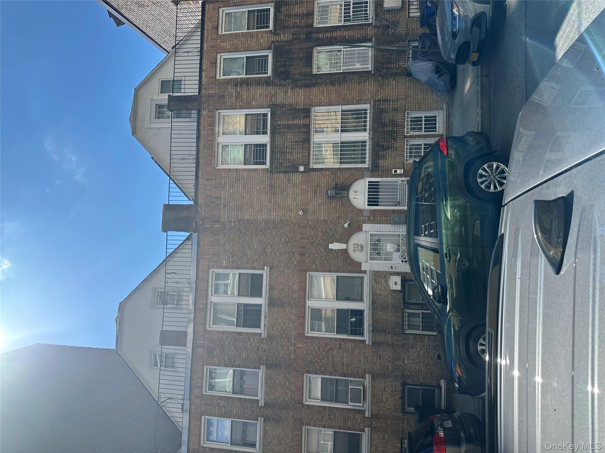 #1 photo, 712 E 211th Street, ブロンクス区 Bronx , NY 10467