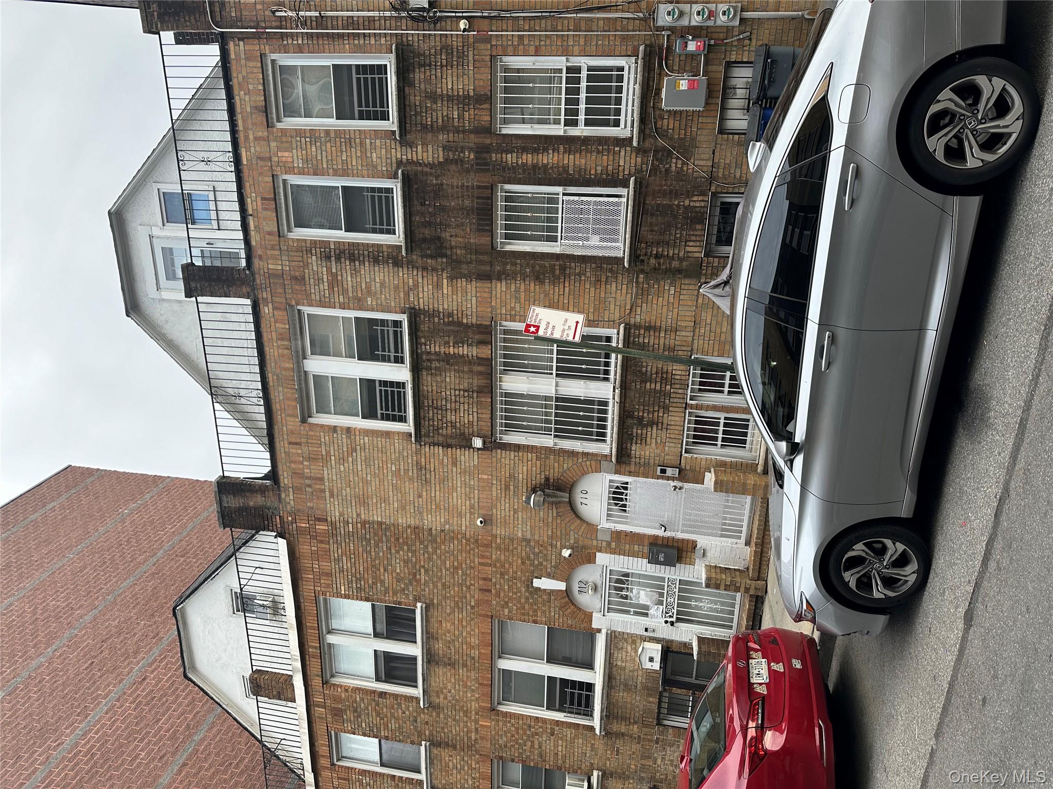 #3 photo, 712 E 211th Street, ブロンクス区 Bronx , NY 10467