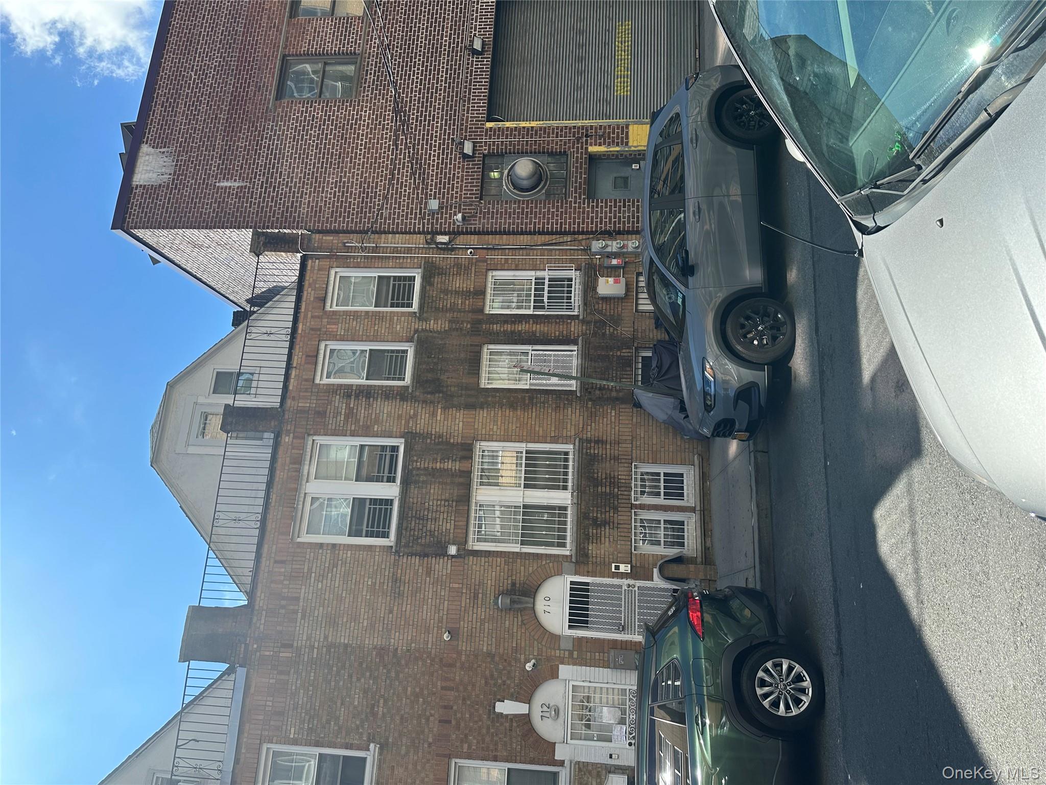 #1 photo, 710 E 211th Street, ブロンクス区 Bronx , NY 10467