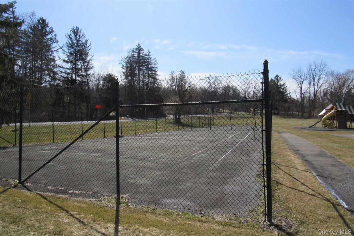 #3 photo, 8K White Gate Road, Wappingers Falls , NY 12590