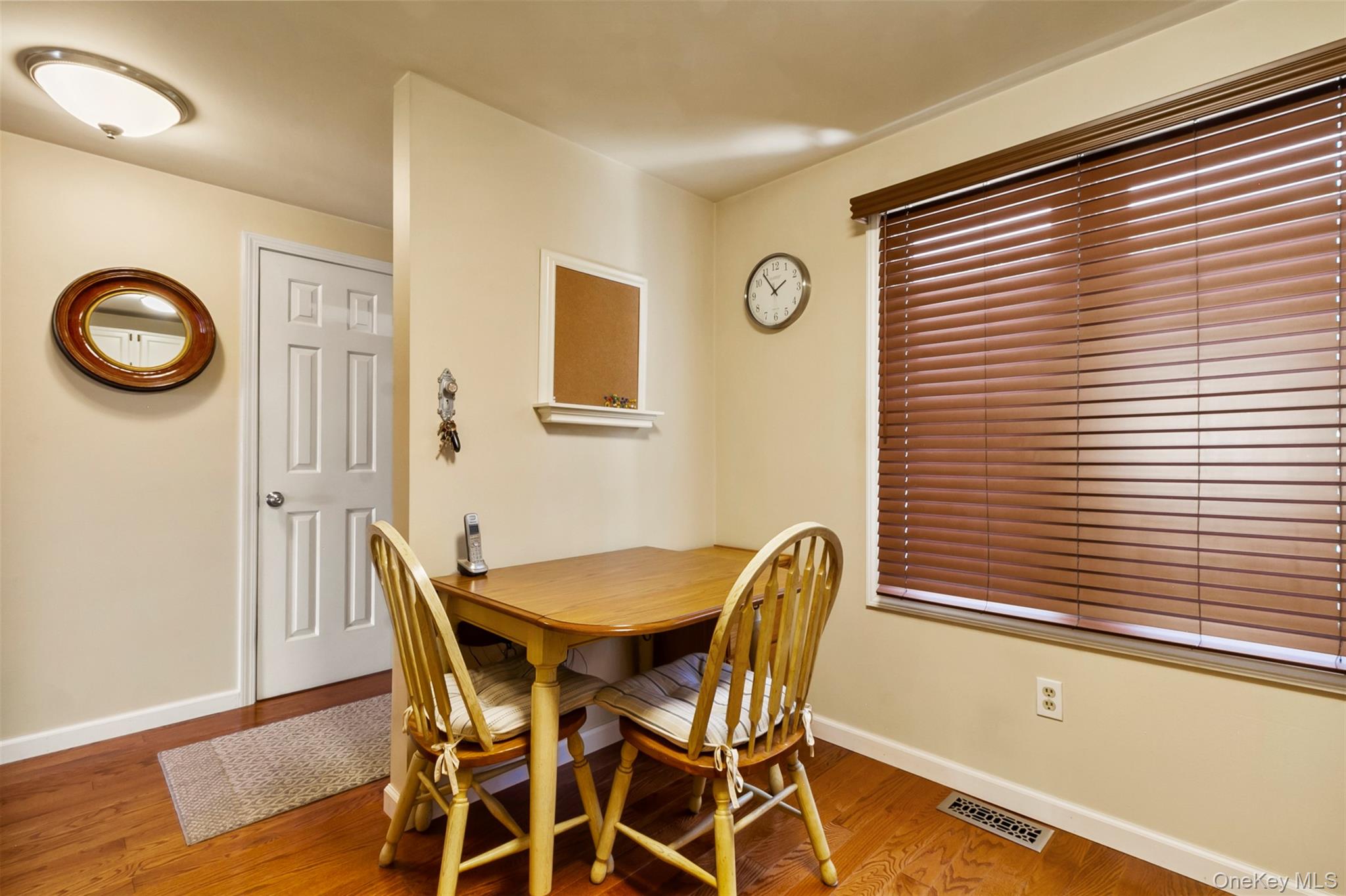 #10 photo, 204 Williamsburg Drive, Mahopac , NY 10541