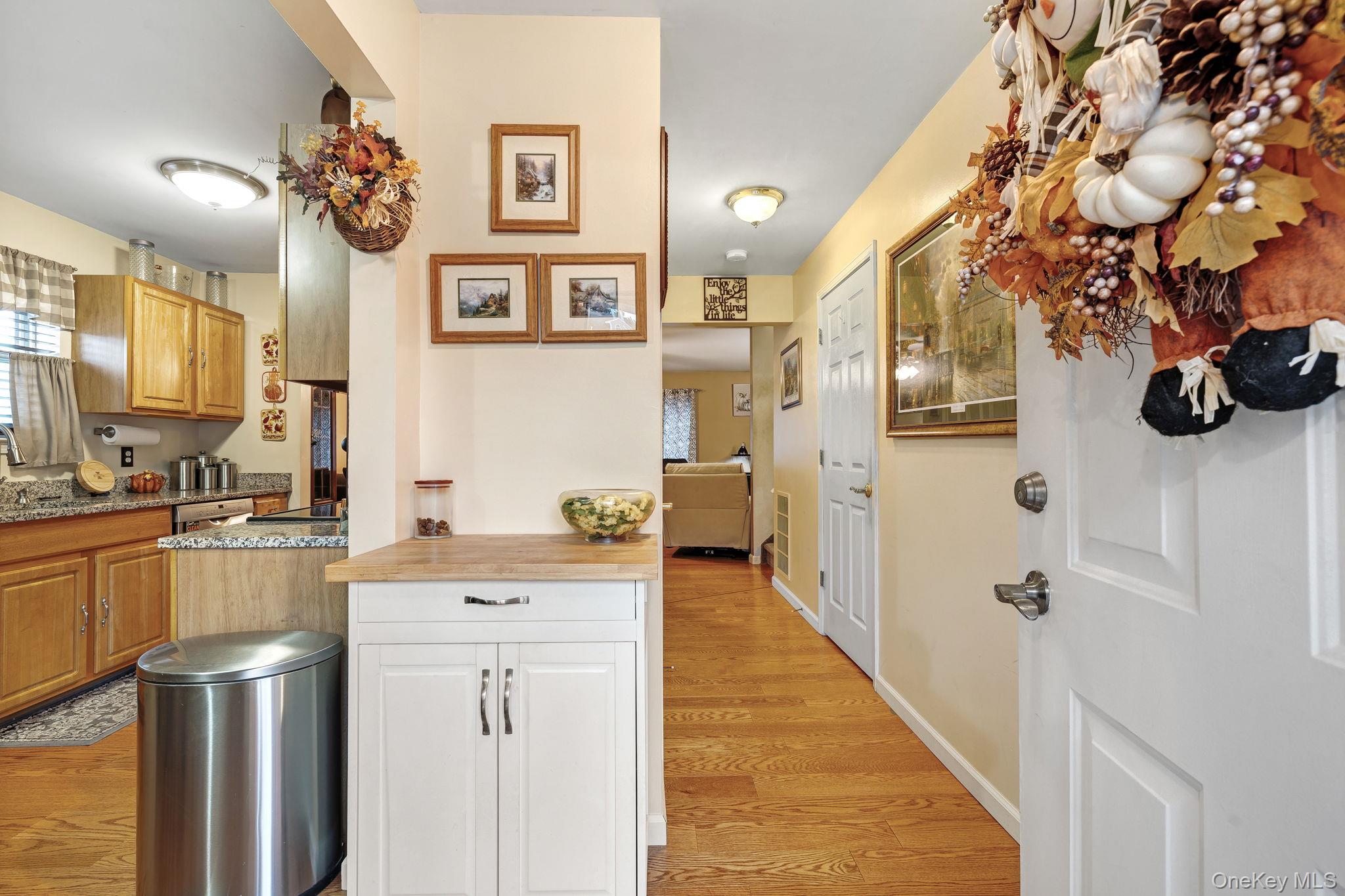 #4 photo, 99 Boniface Drive, Pine Bush , NY 12566