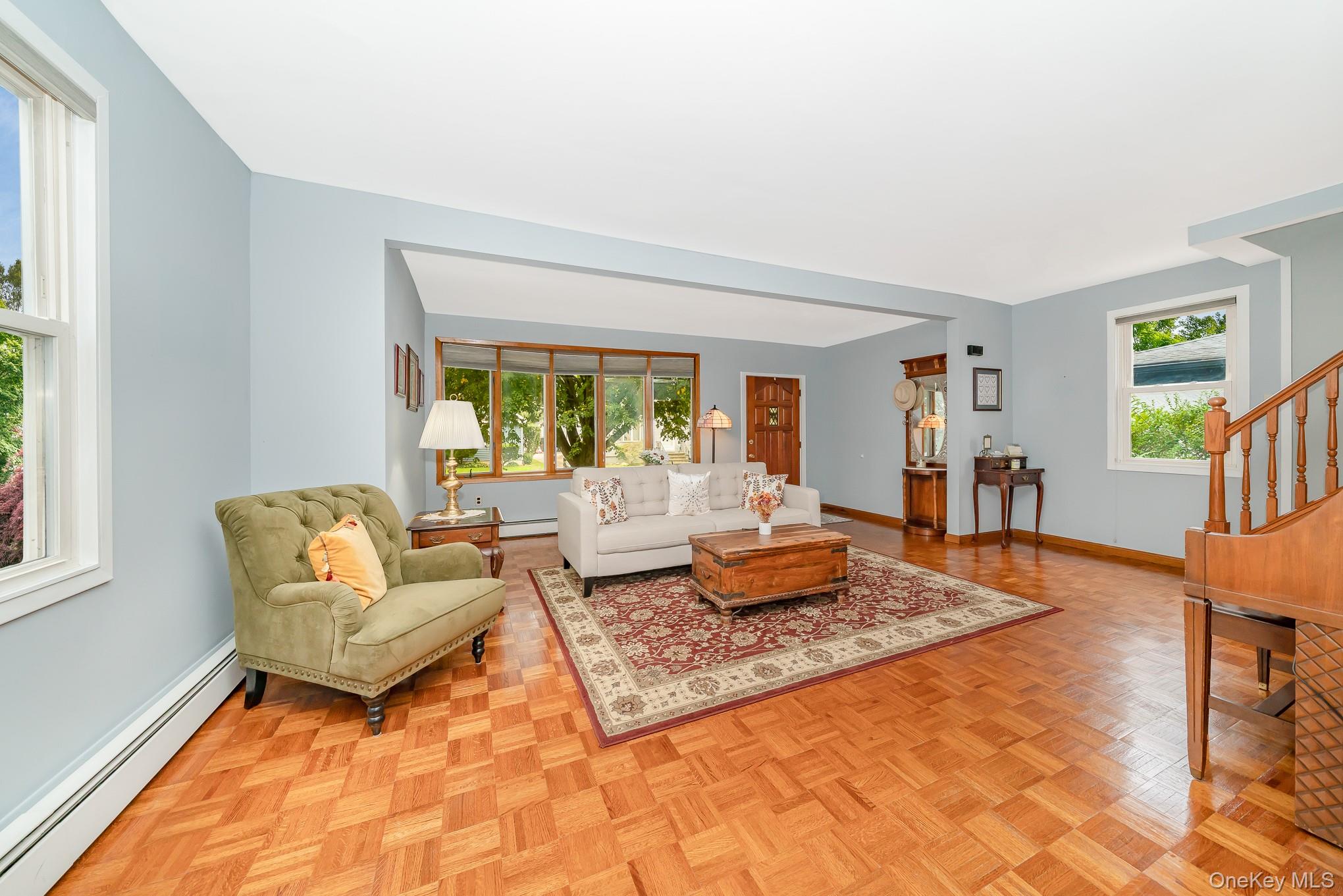 #4 photo, 118 Linden Street, ナッソー郡 Bellmore , NY 11710