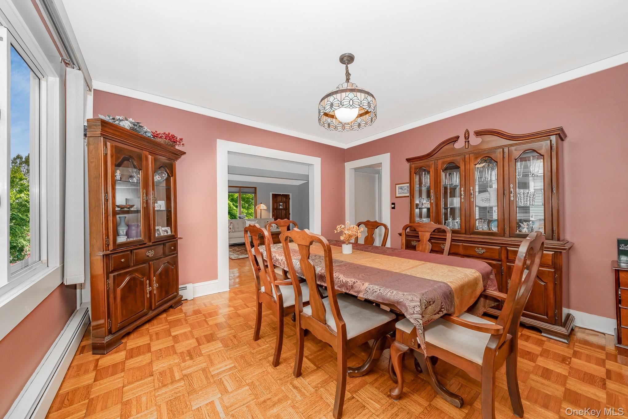 #8 photo, 118 Linden Street, ナッソー郡 Bellmore , NY 11710