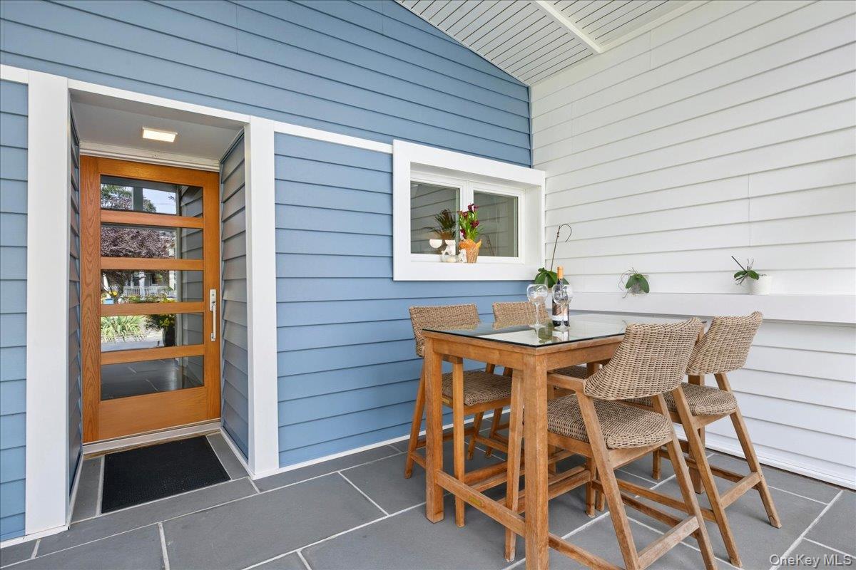 #4 photo, 92 Suffolk Road, Massapequa , NY 11758