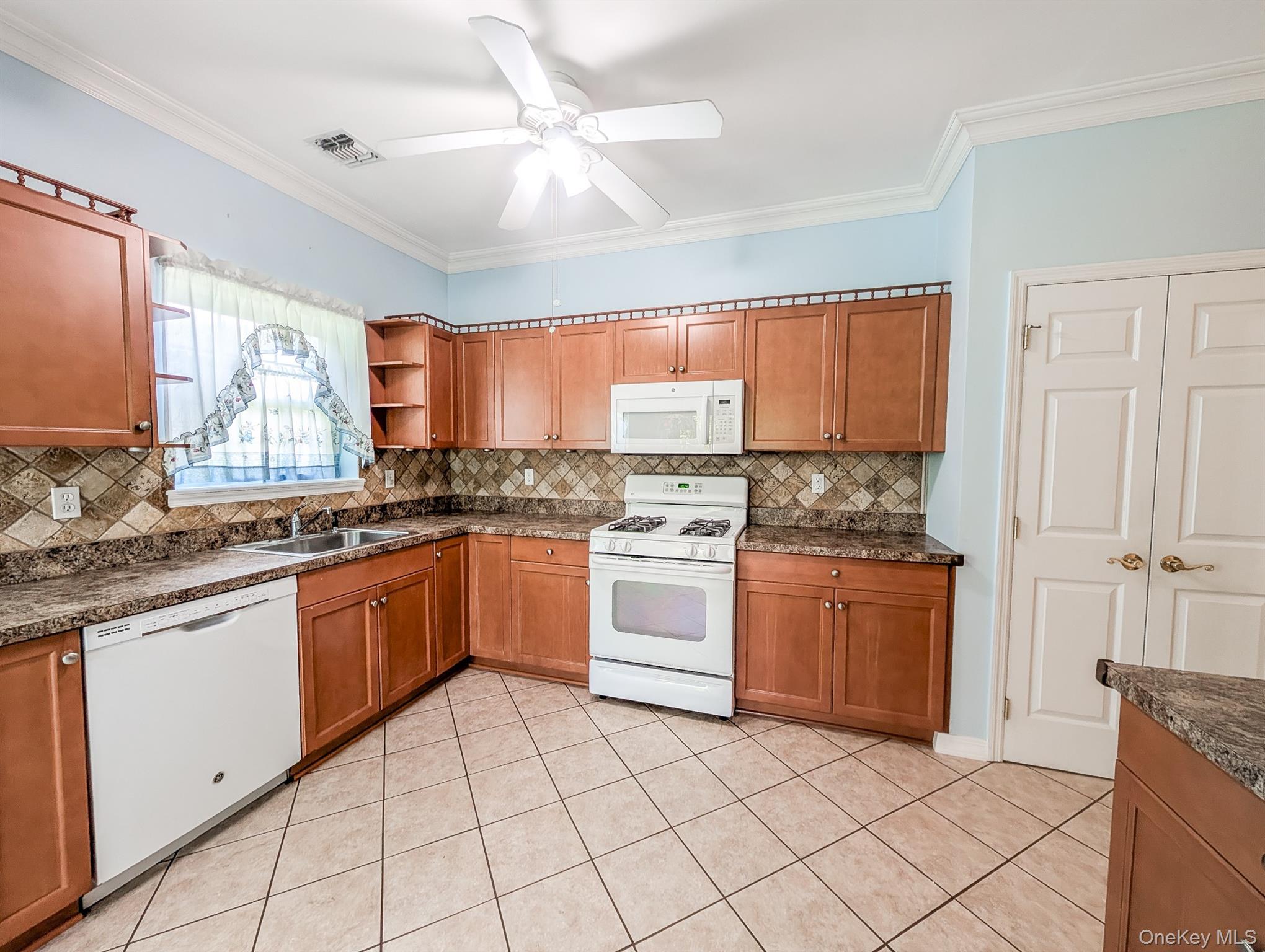 #9 photo, 11 Black Pine Street, サフォーク郡 Calverton , NY 11933