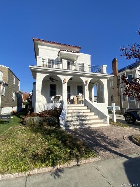 #1 photo, 365 W Fulton Street, 长岛 长滩 Long Beach , NY 11561