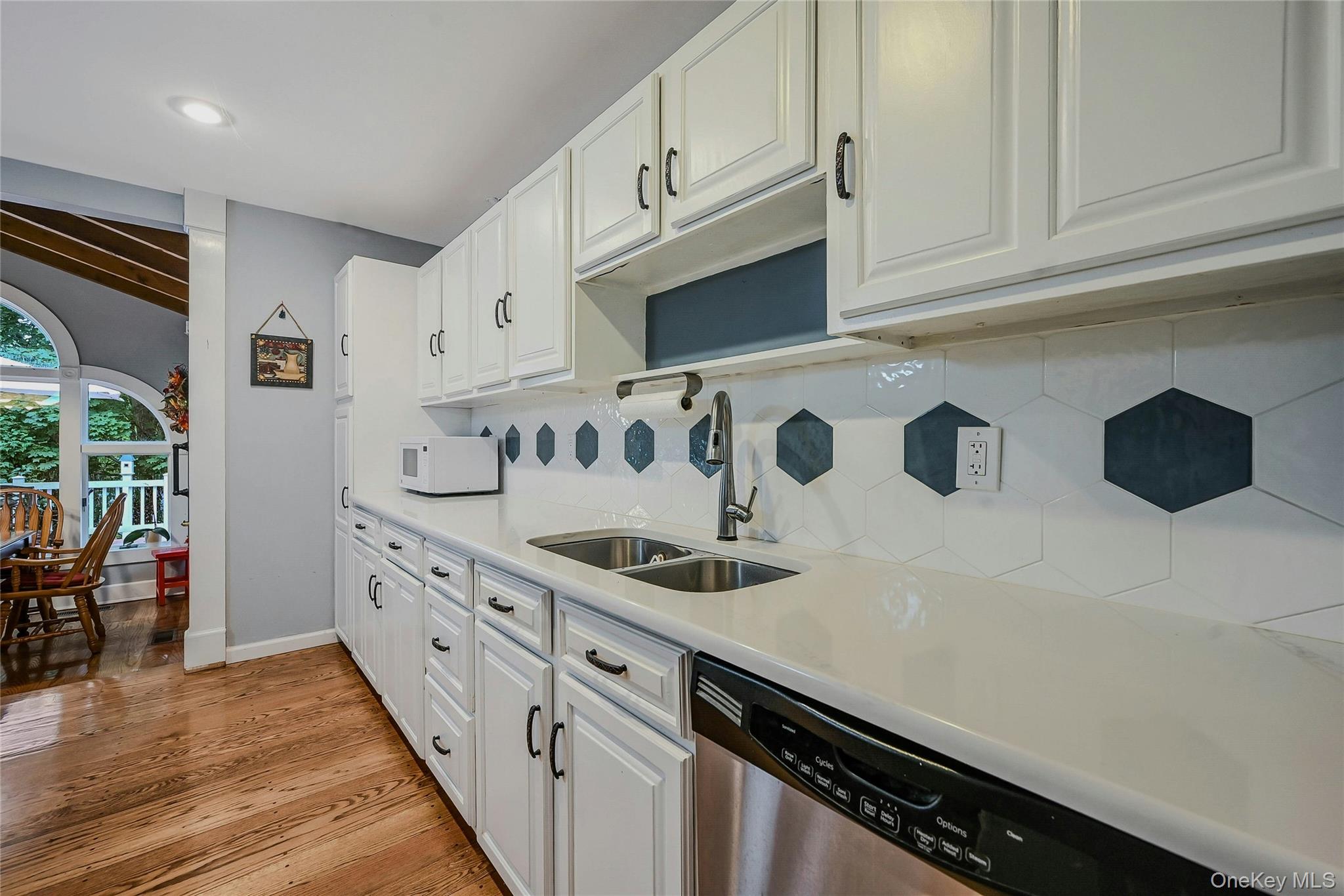 #8 photo, 50 Hillcrest Avenue, Port Jefferson , NY 11777