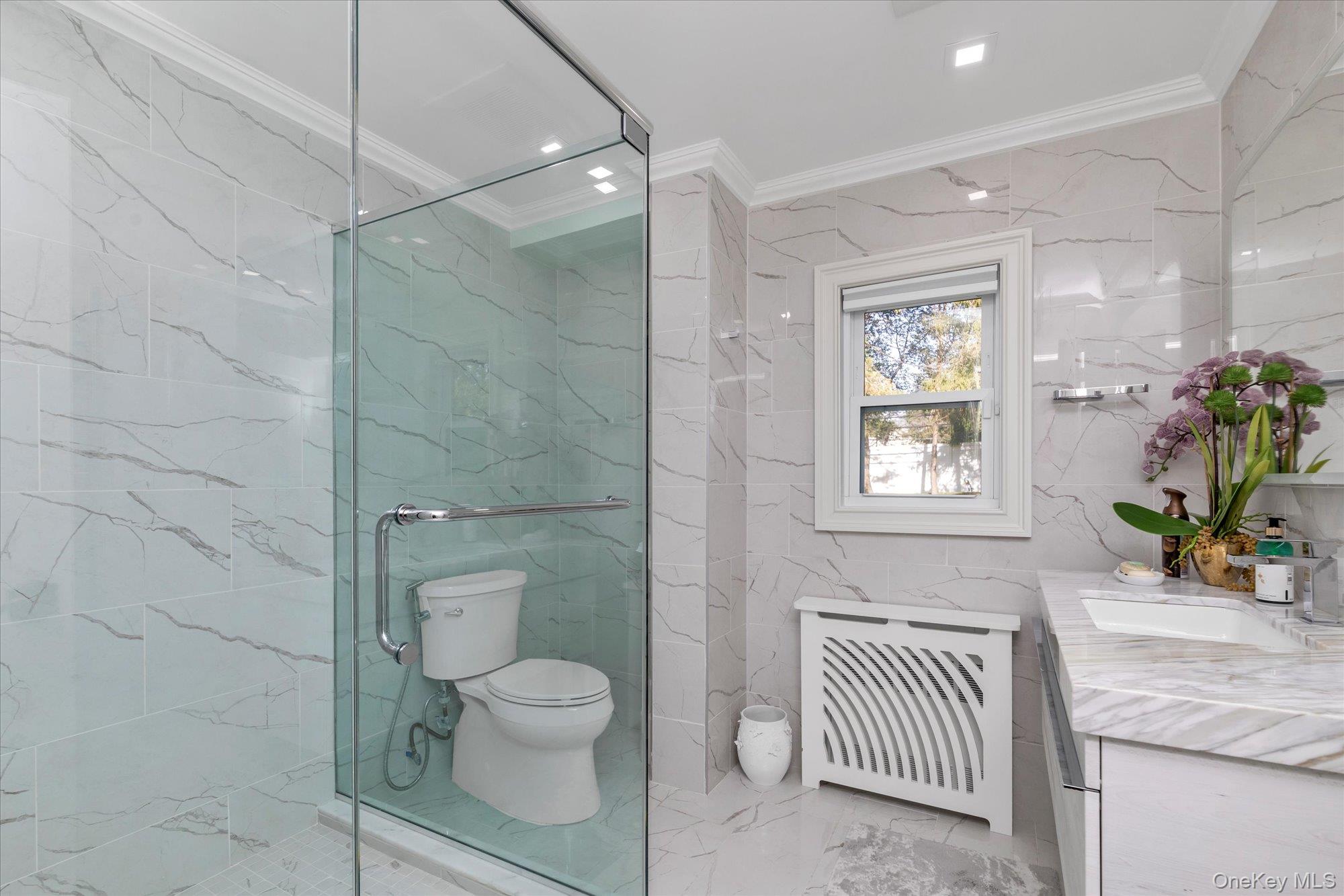 #17 photo, 47 Pinewood Road, ナッソー郡 Roslyn , NY 11576