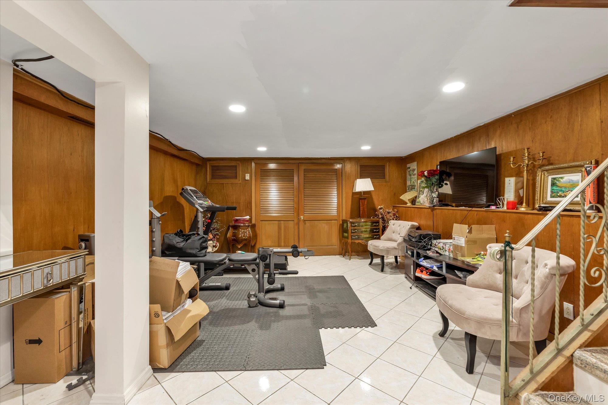 #19 photo, 47 Pinewood Road, ナッソー郡 Roslyn , NY 11576