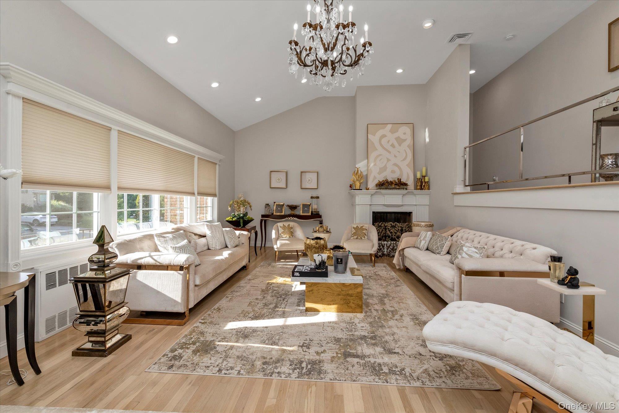 #2 photo, 47 Pinewood Road, ナッソー郡 Roslyn , NY 11576