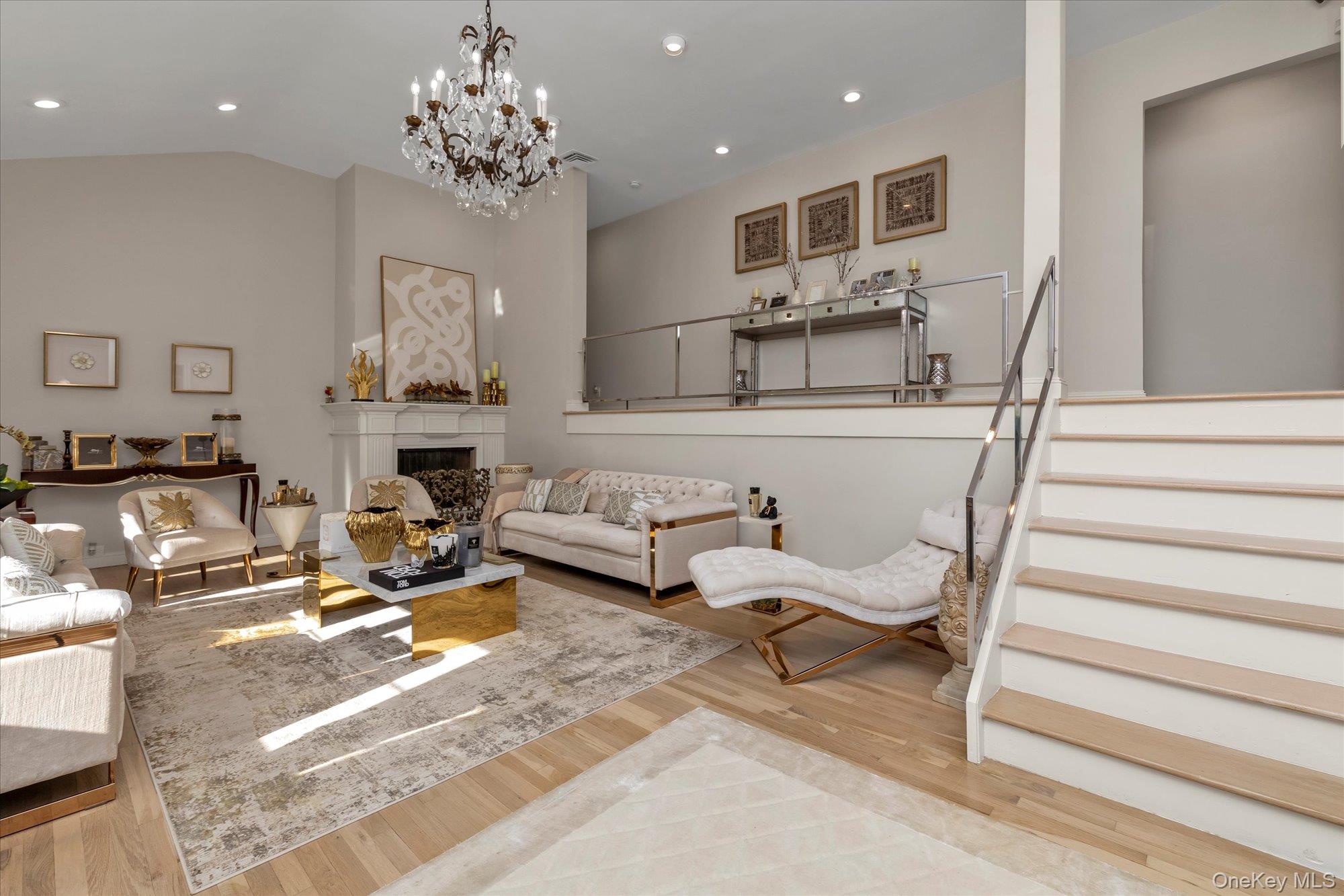 #3 photo, 47 Pinewood Road, ナッソー郡 Roslyn , NY 11576