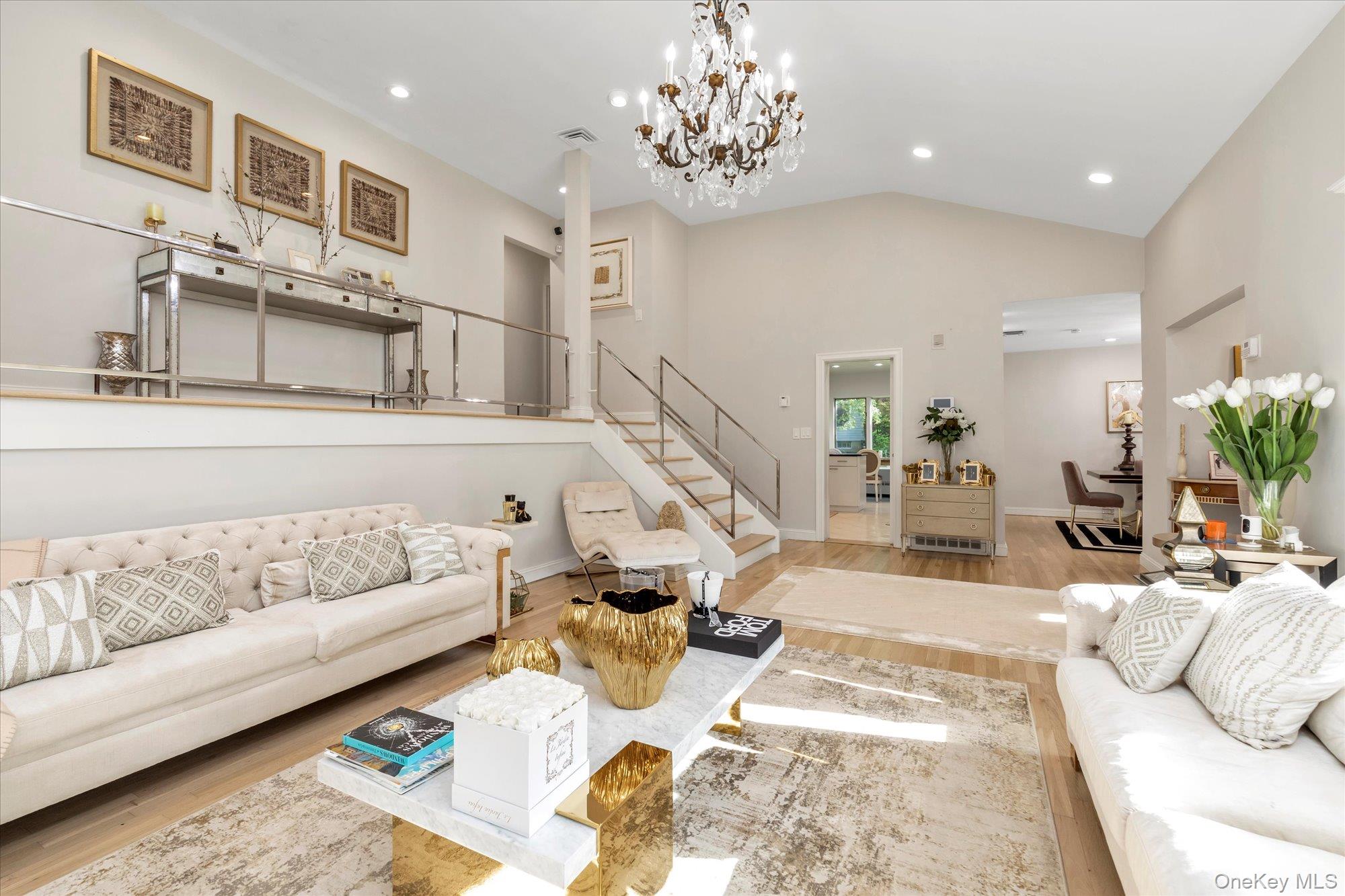 #4 photo, 47 Pinewood Road, ナッソー郡 Roslyn , NY 11576