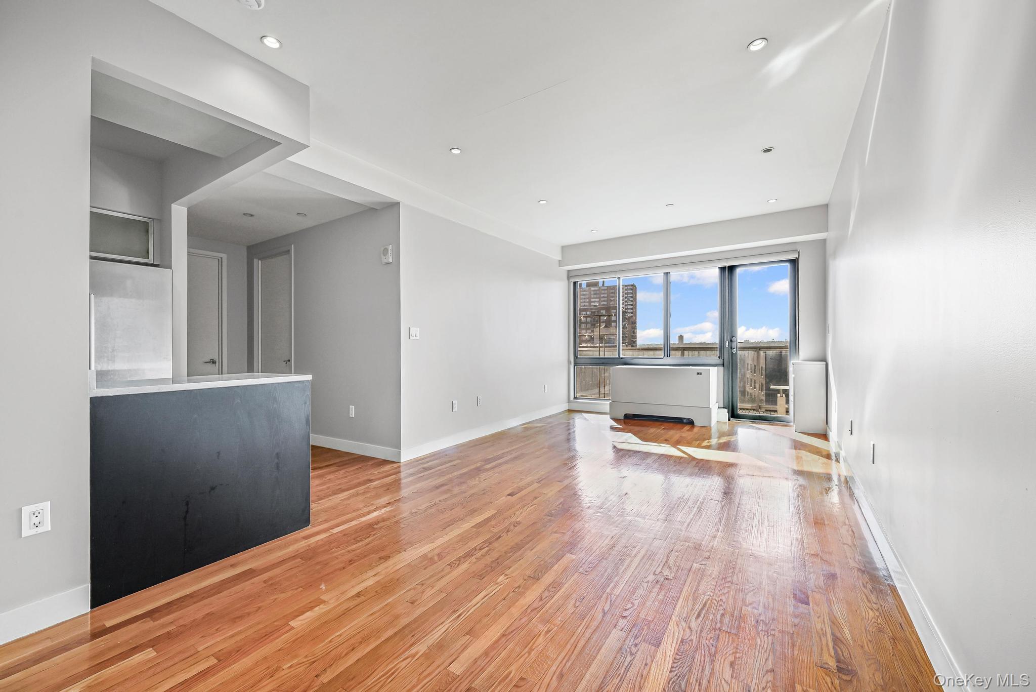 #4 photo, 136-19 Franklin Ave, Flushing , NY 11355