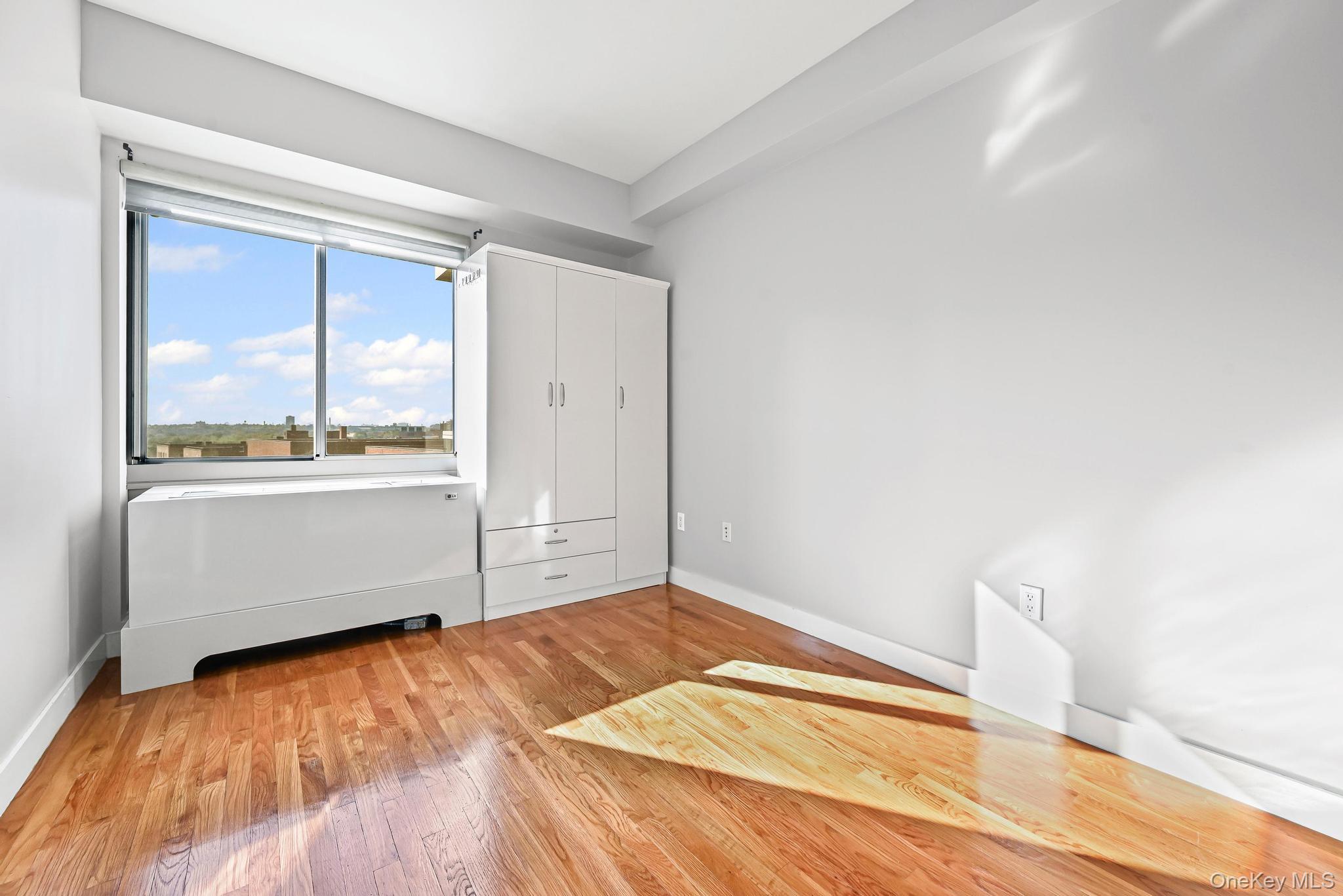 #9 photo, 136-19 Franklin Ave, Flushing , NY 11355