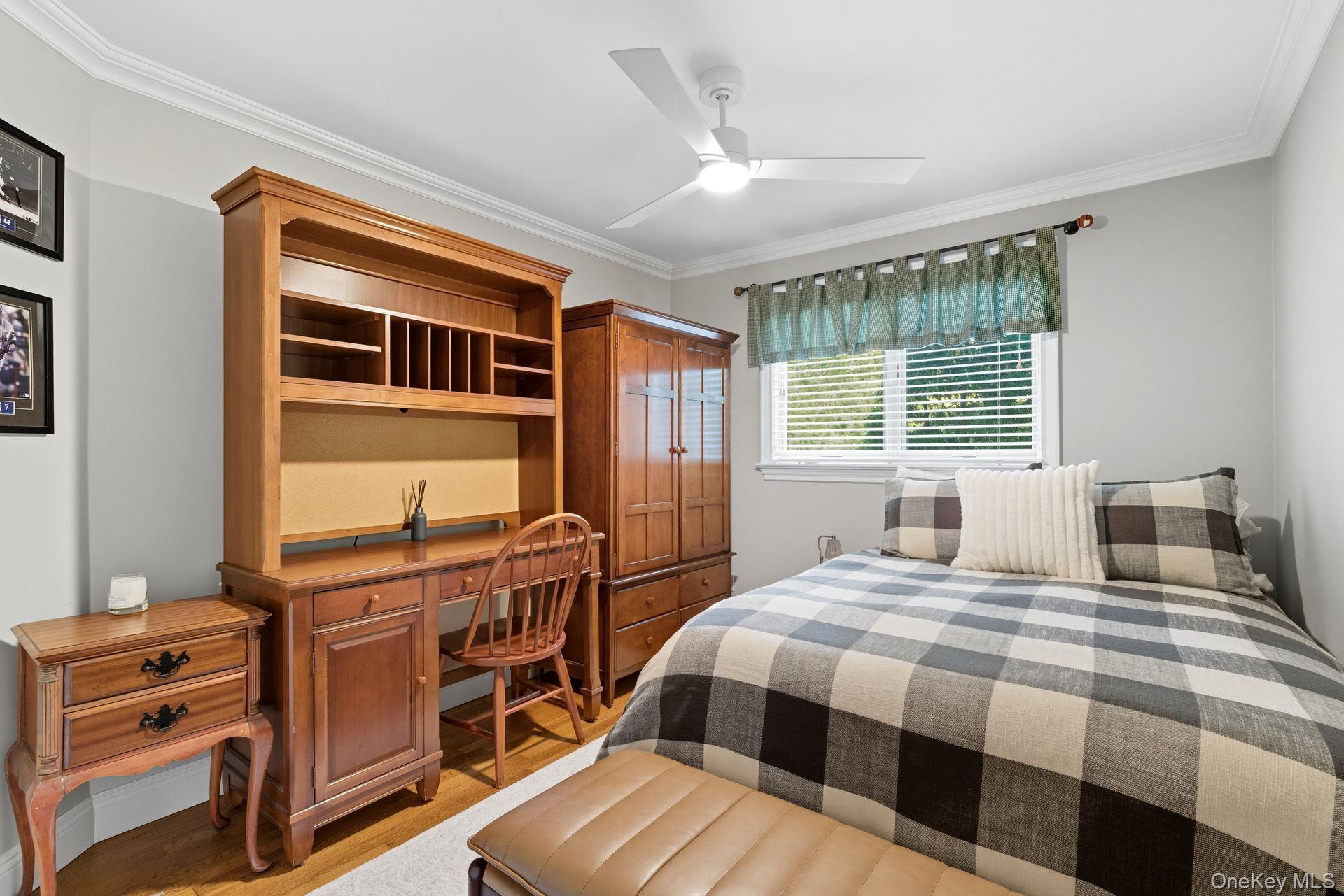 #20 photo, 10 Hollise Court, サフォーク郡 Centerport , NY 11721