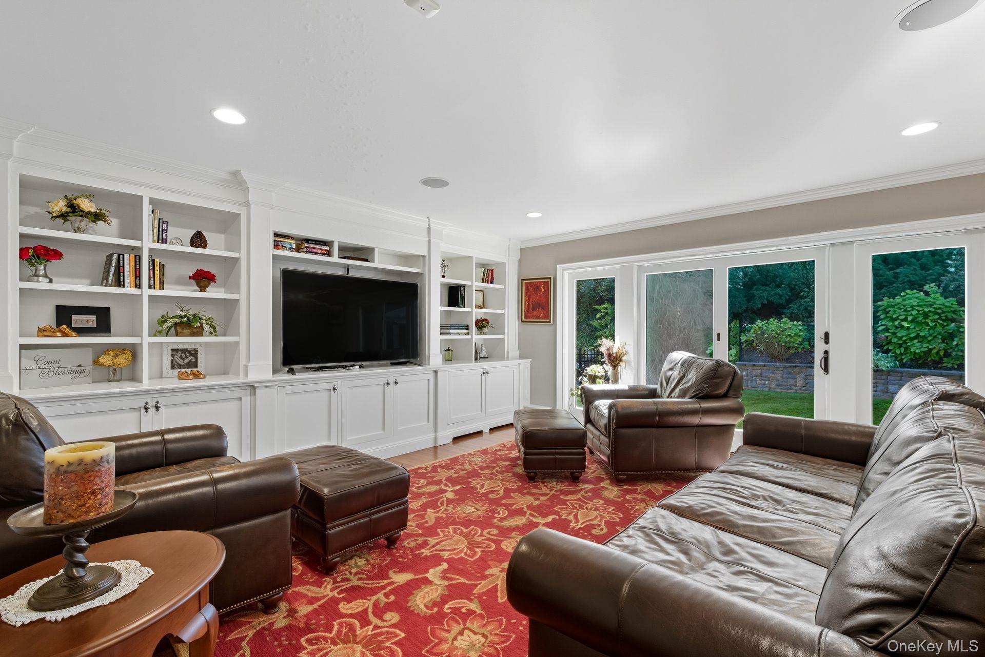 #9 photo, 10 Hollise Court, サフォーク郡 Centerport , NY 11721