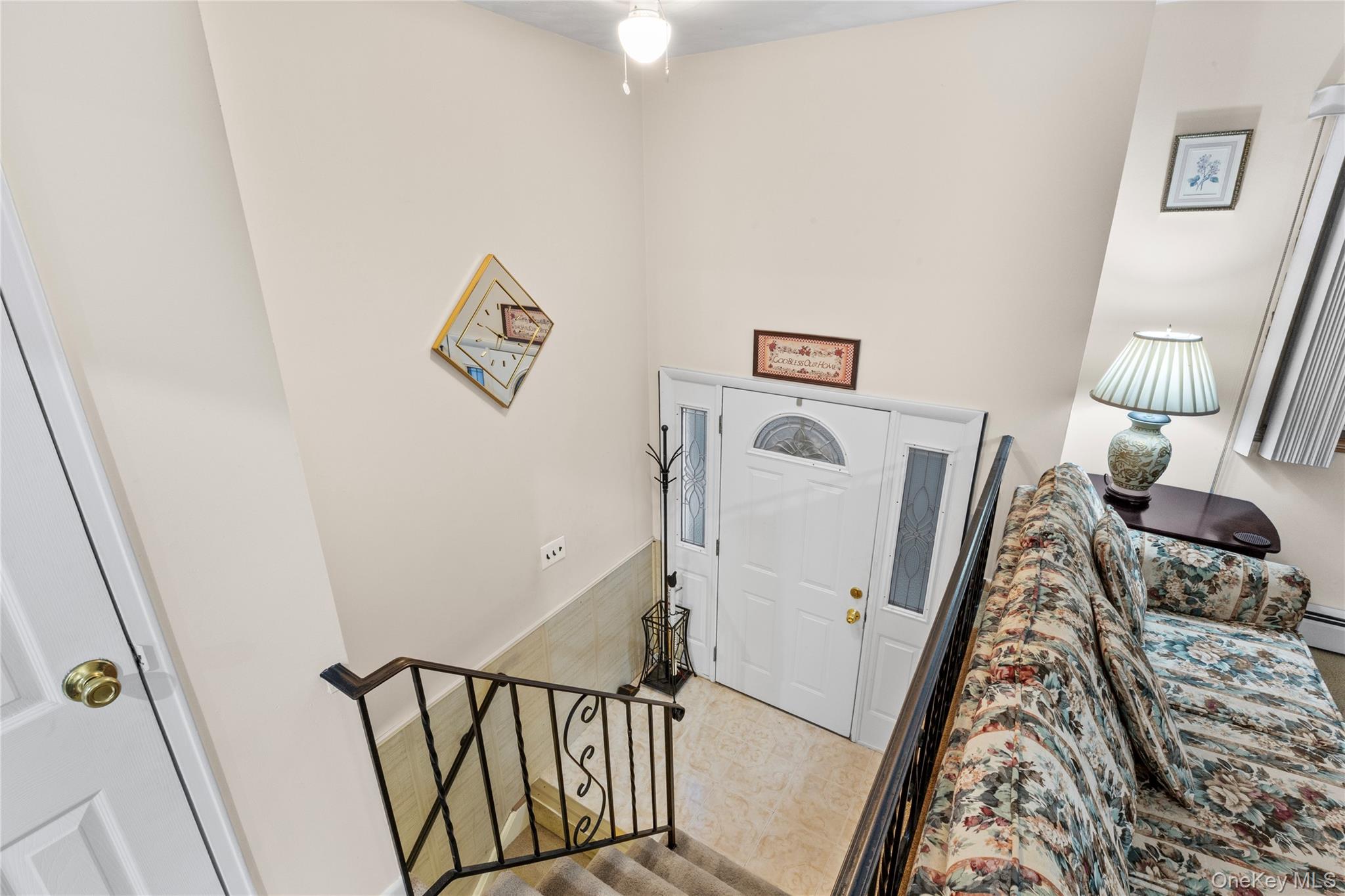 #5 photo, 138 Carnegie Avenue, Elmont , NY 11003